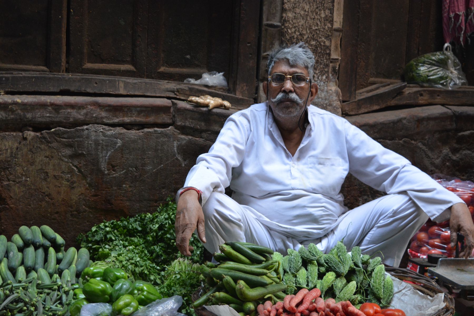 Vegetarian Dining in Karol Bagh: A Neighbourhood Food Walk