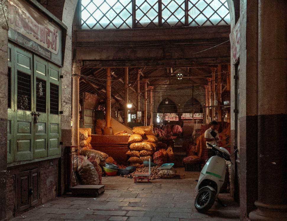 Bustling Indian Market Scene with Produce · Free Stock Photo