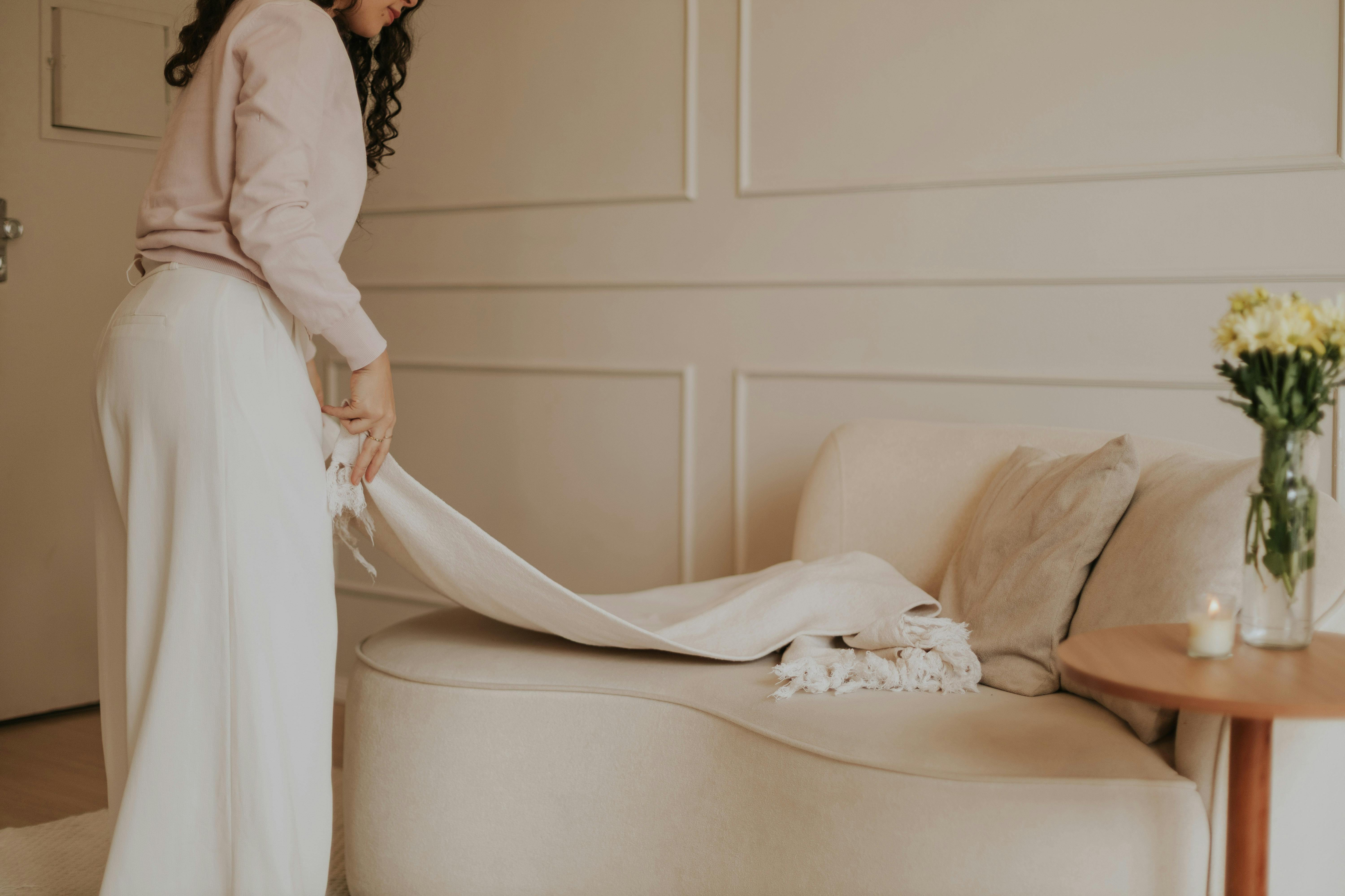 Cozy Living Room With Enclosed Spaces