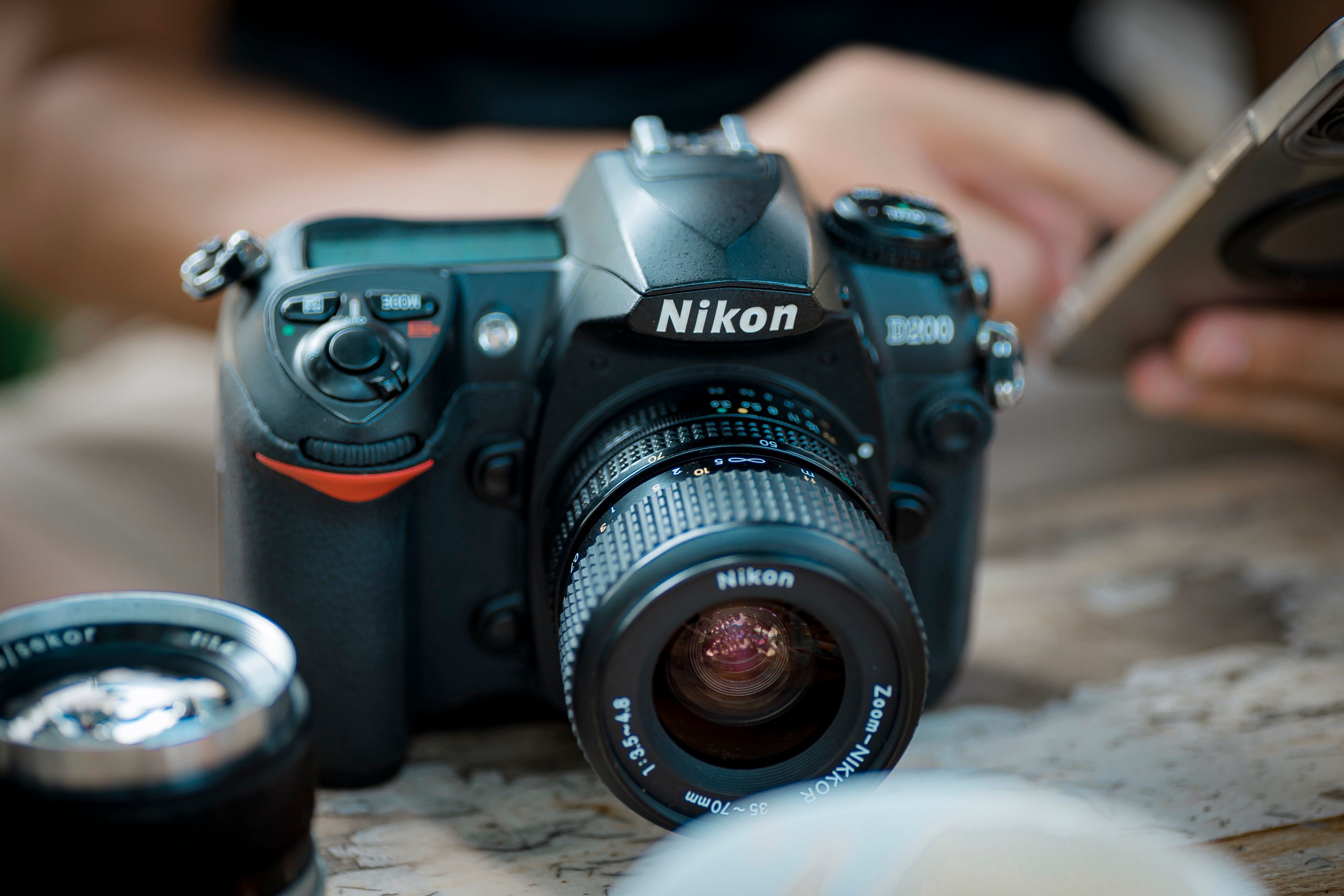 Tela de menu Nikon exibindo versão de firmware antes de usar cartão CFexpress
