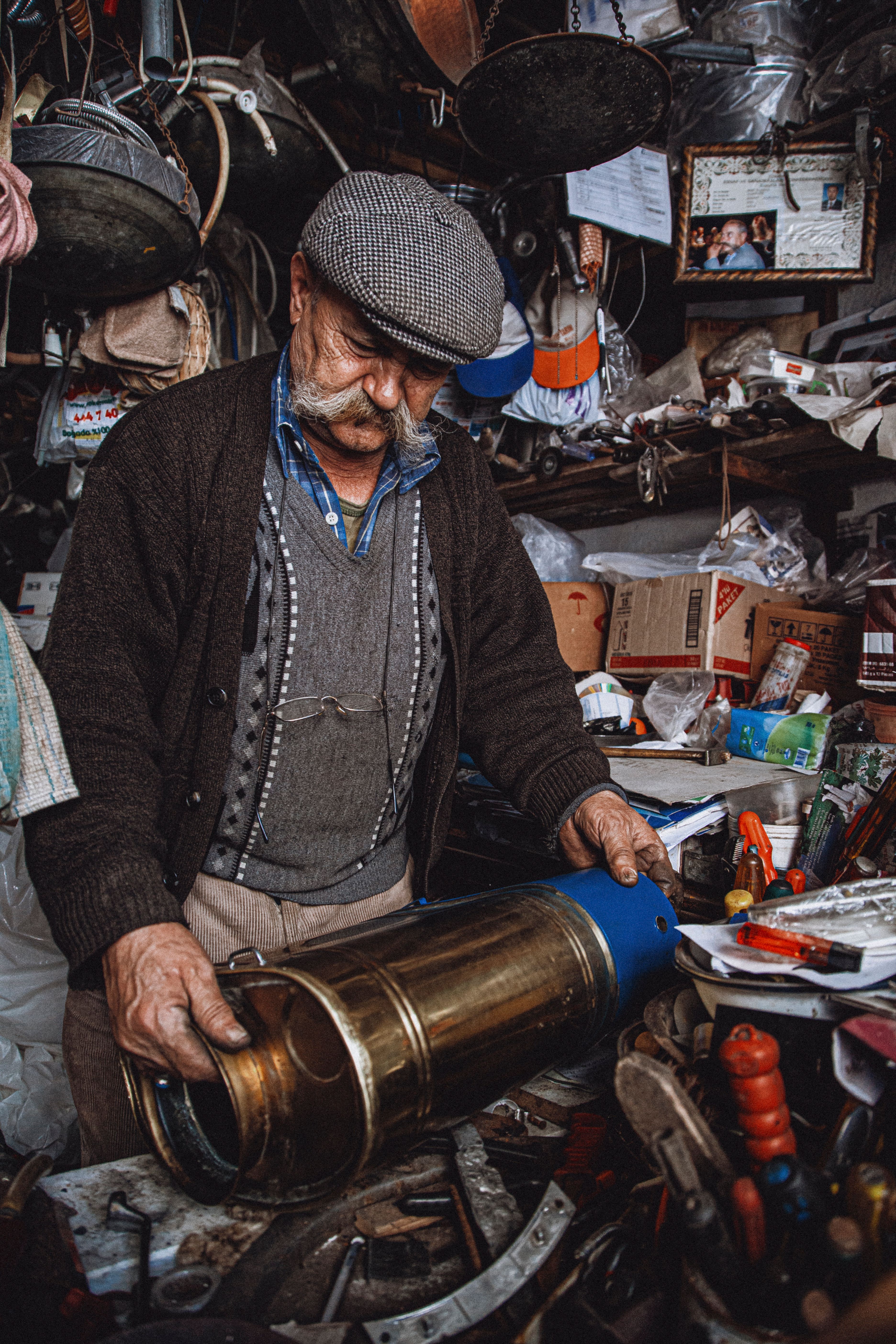 Elderly Tinsmith Working in Denizli Workshop · Free Stock Photo