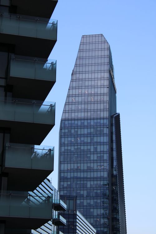 Free Striking view of modern skyscrapers in Milan's Piazza Gae Aulenti, showcasing urban architecture. Stock Photo