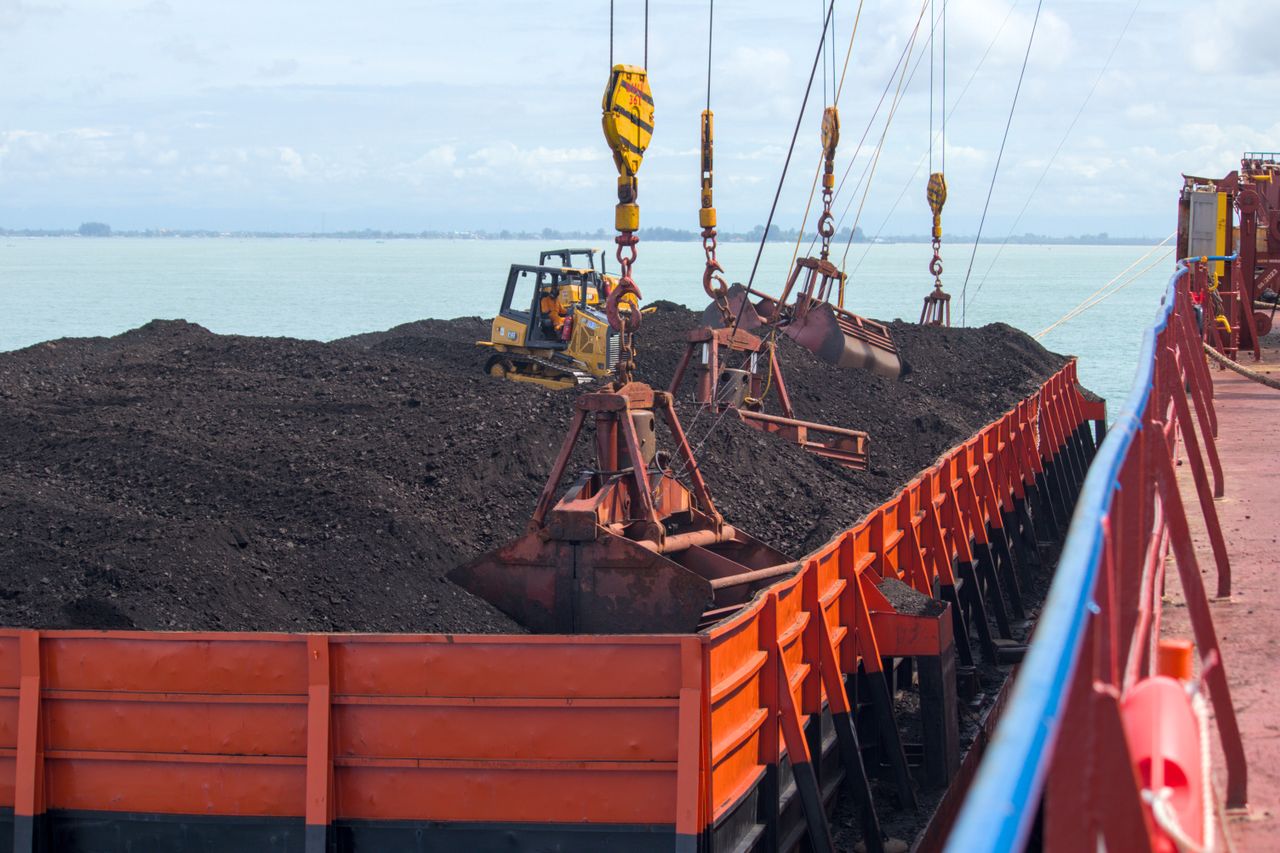 Colombia Lifts Coal Export Ban on Israel