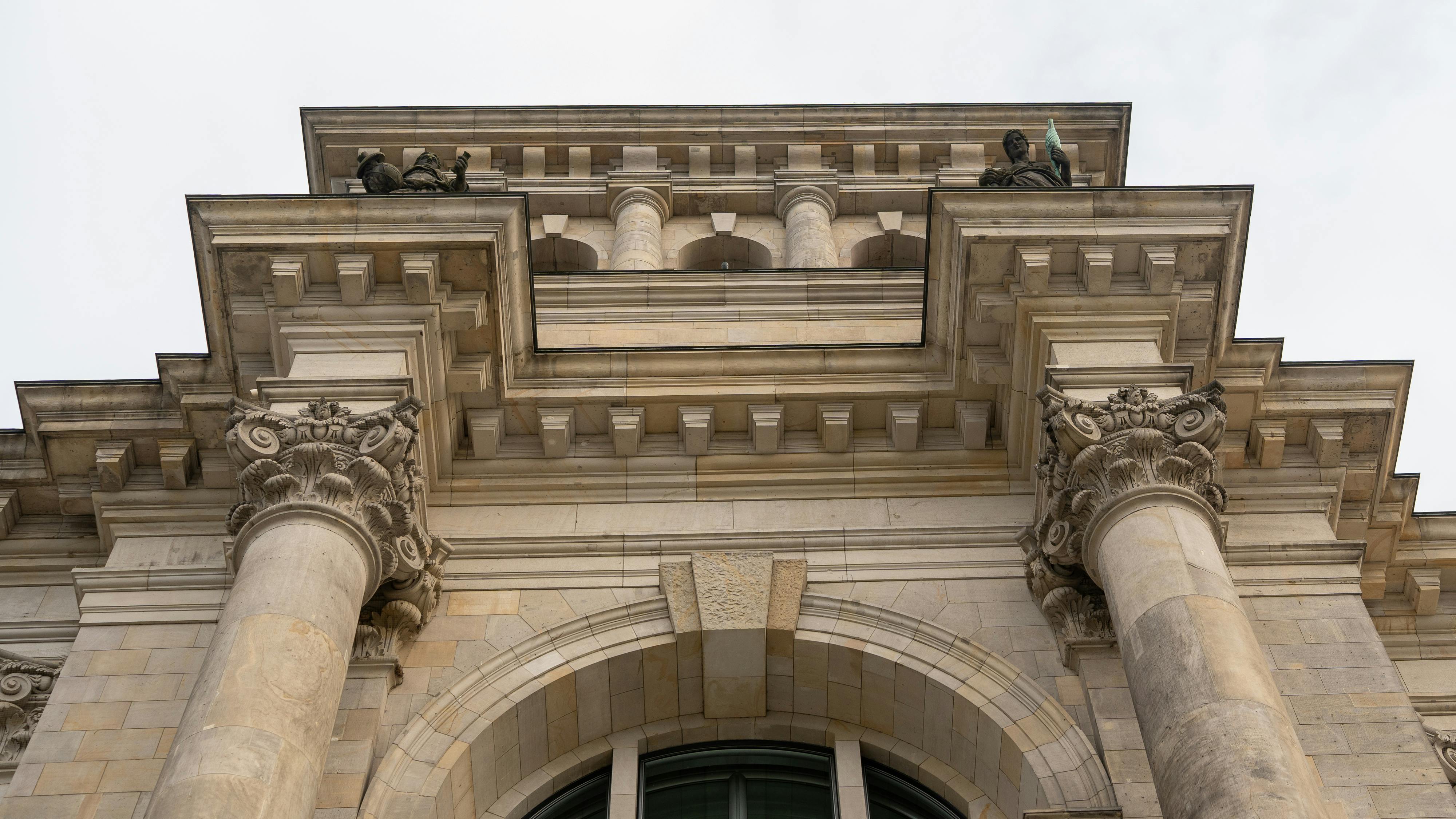 immigration lawyer berlin — Photo by Paul Schärf on Pexels