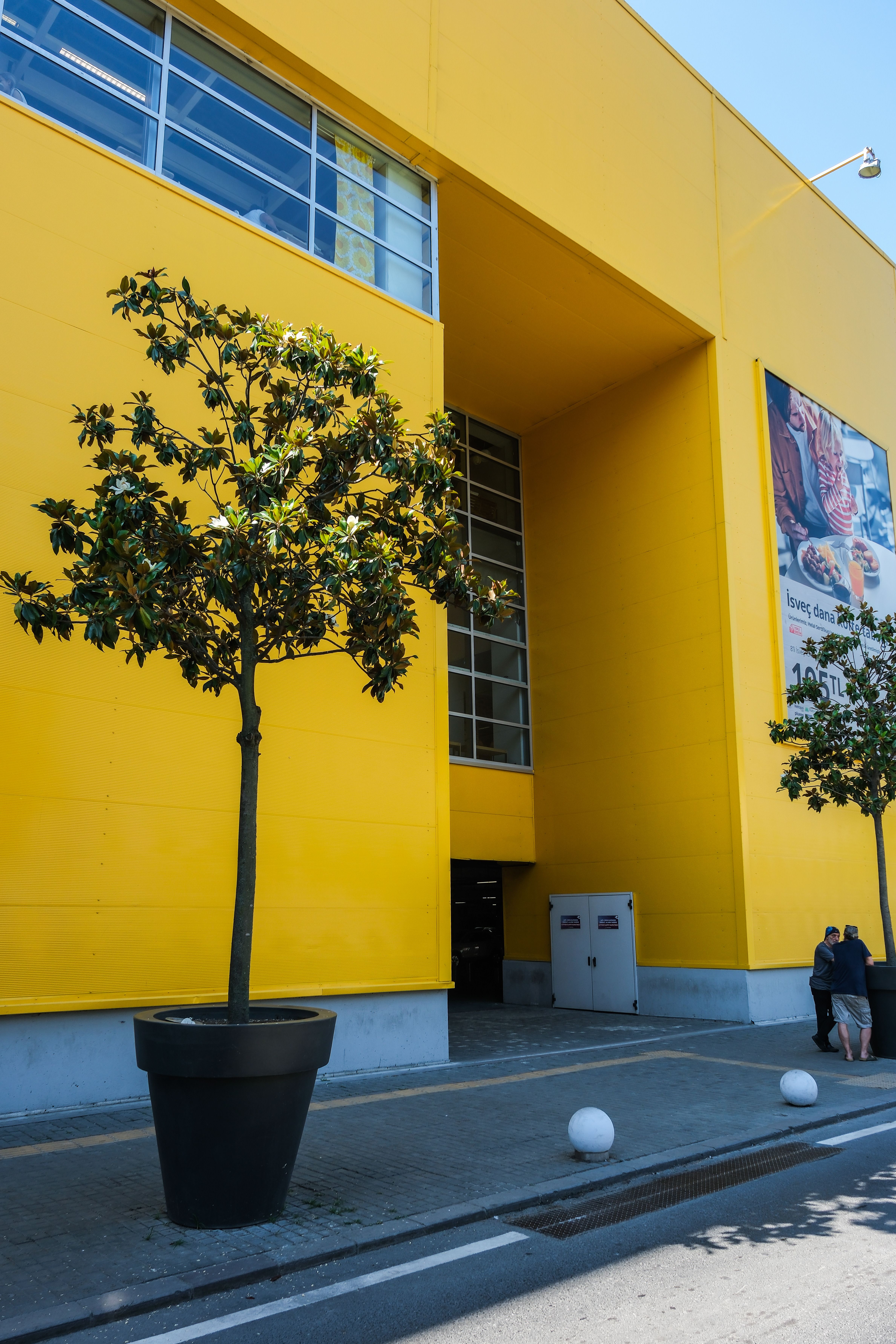 Modern Yellow Architecture Building in İstanbul · Free Stock Photo