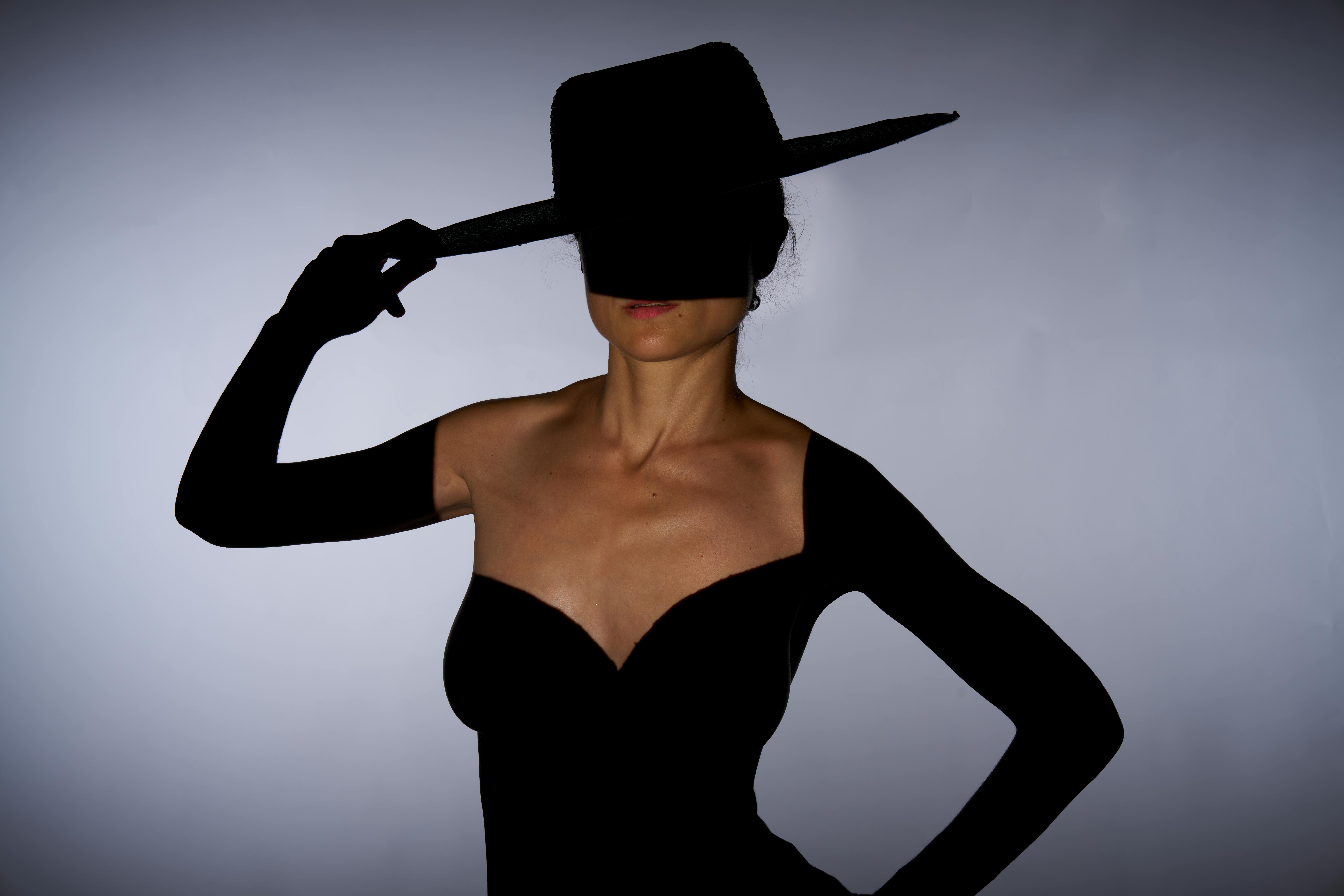 Miss Manners: Why must I go along with these farcical ‘wedding’ events when couple is already married? — Photo by Eric SAINT-