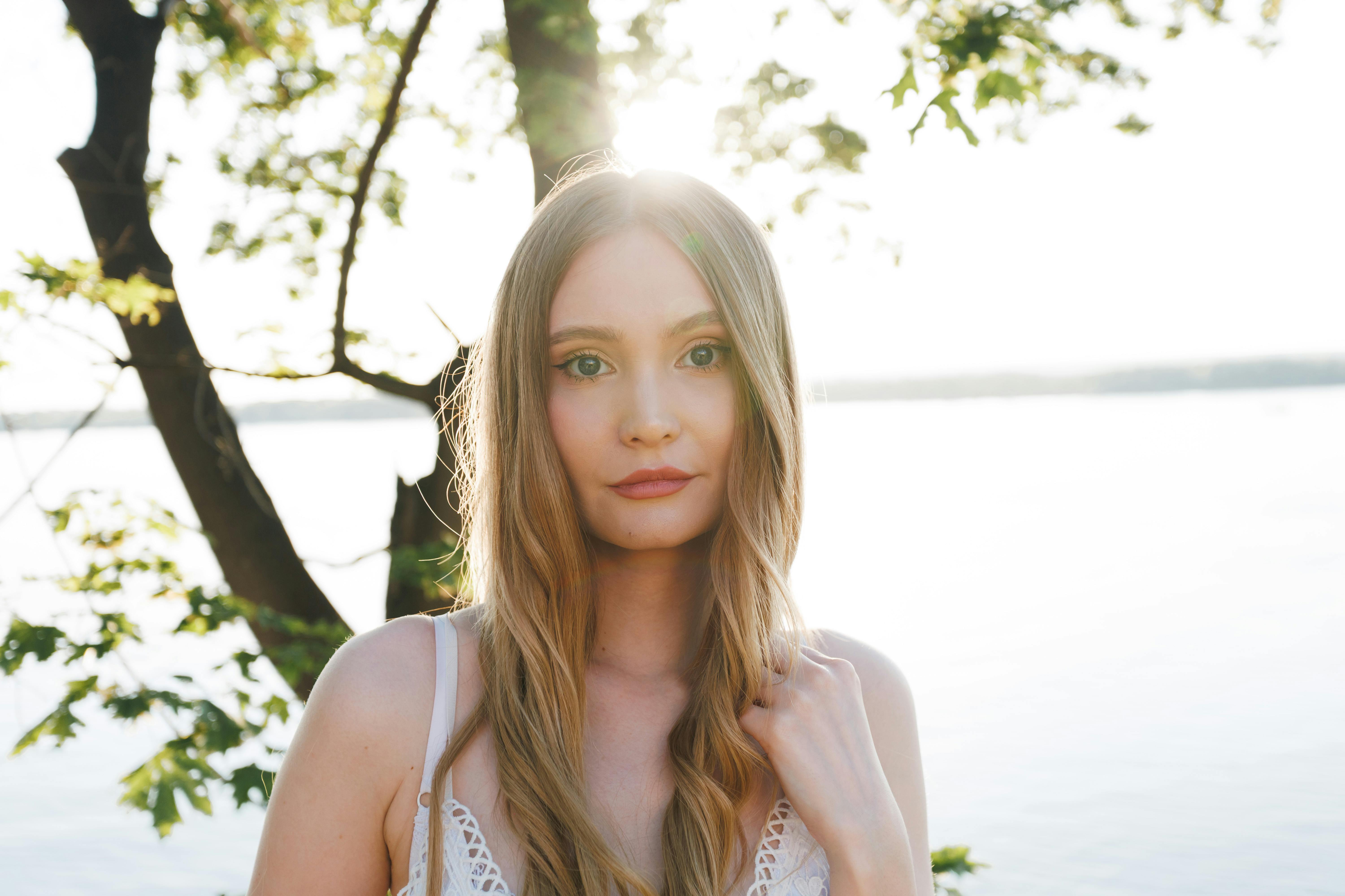 Hot+Blondes+Gifs Photos, Download The BEST Free Hot+Blondes+Gifs Stock Photos & HD Images