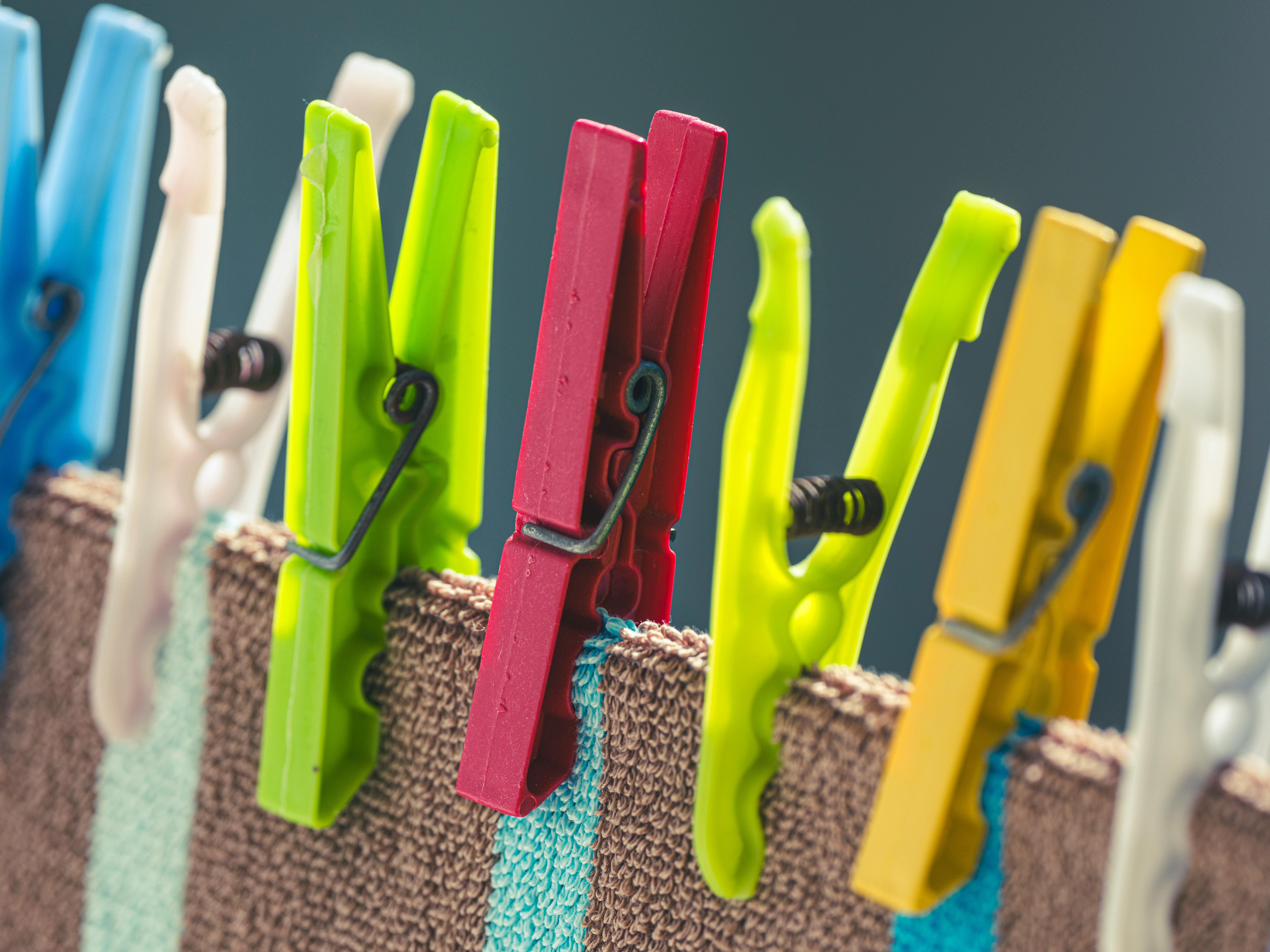 household budgeting Frugality & household money — Photo by Engin Akyurt on Pexels