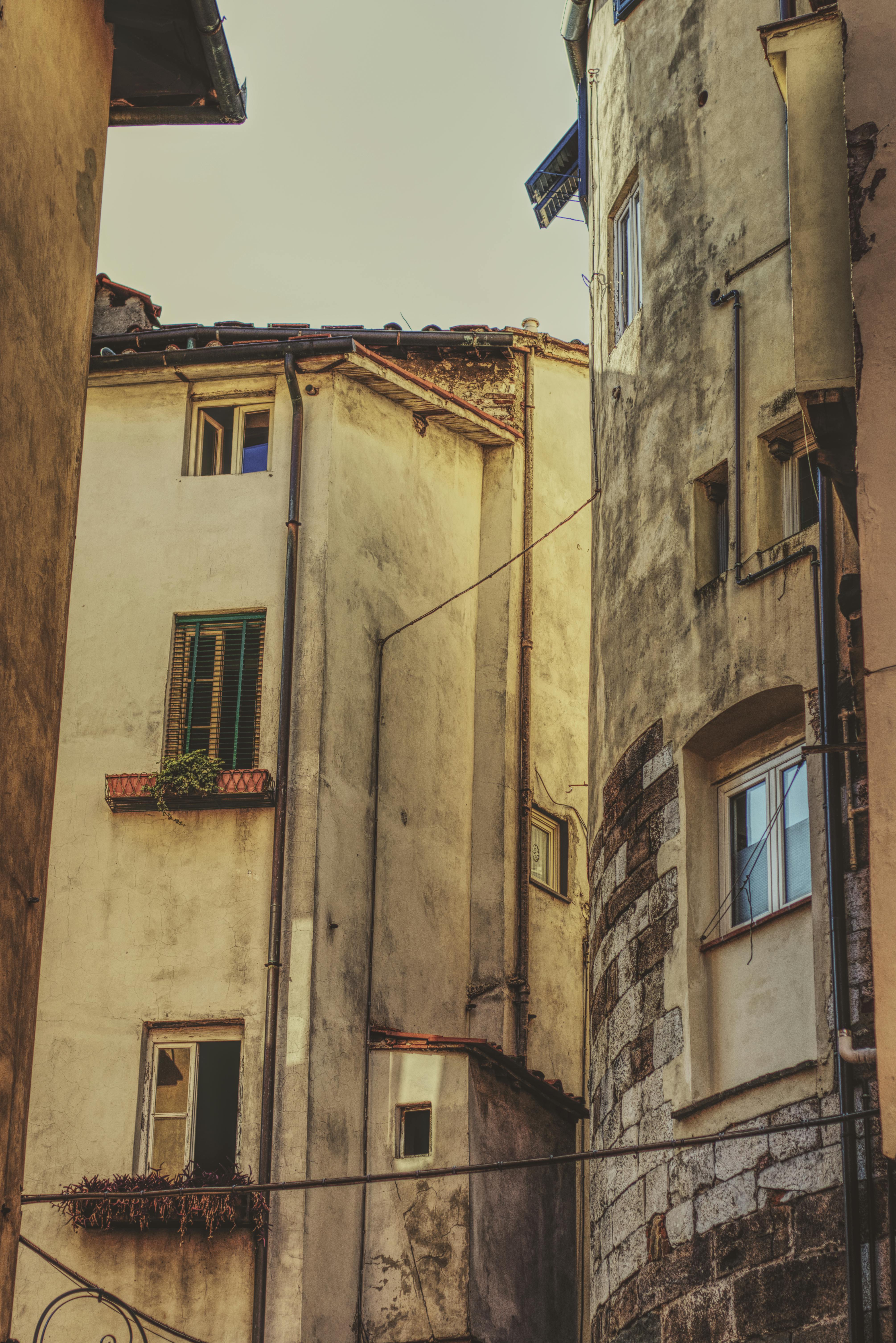 하이브리드 아키텍처 구조 설명 인포그래픽