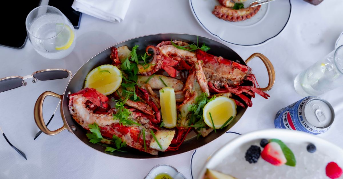 US Virgin Islands Food & Dining — Caribbean travel guide