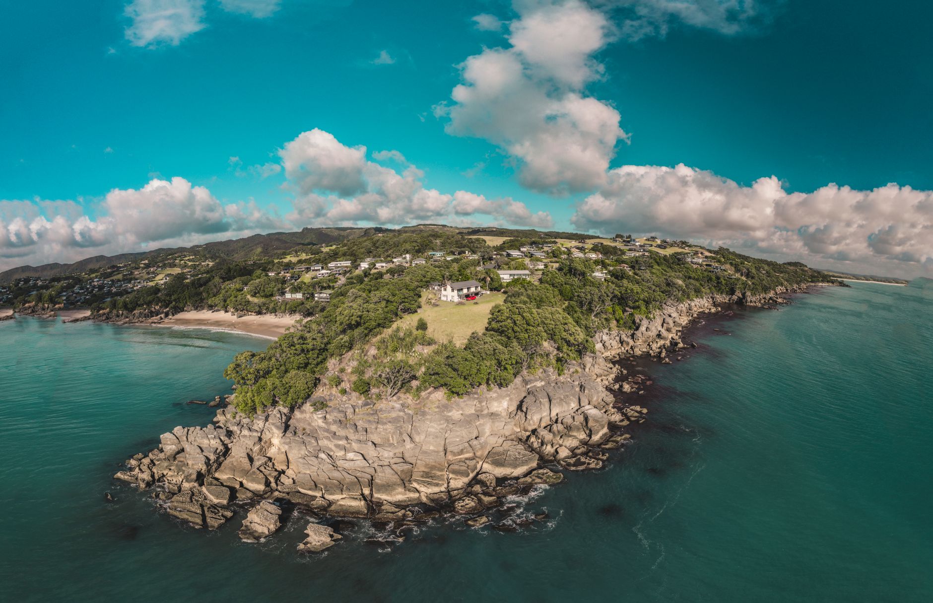 Popular sights in Waiheke Island Landmarks in Waiheke Island