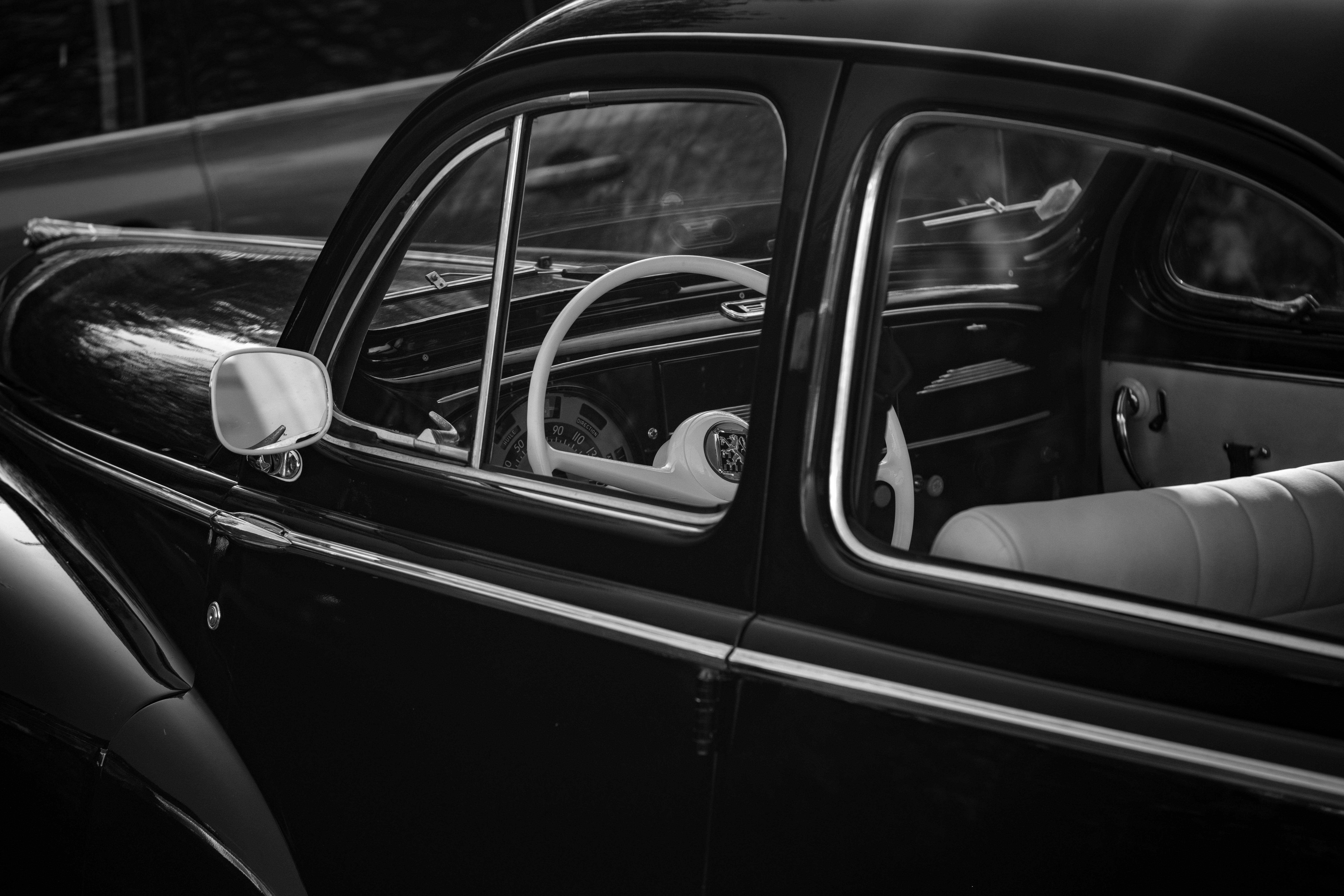 Historia marki Peugeot: od narzędzi do flot
