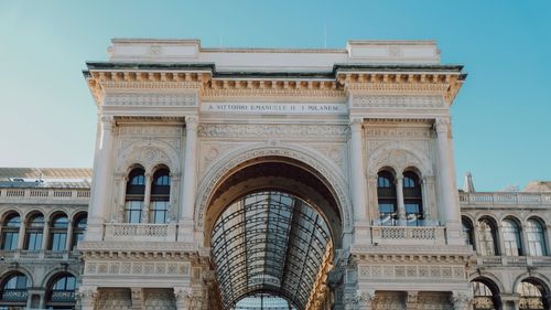 Free Detailed view of the iconic Galleria Vittorio Emanuele II in Milan, showcasing neoclassical architecture. Stock Photo