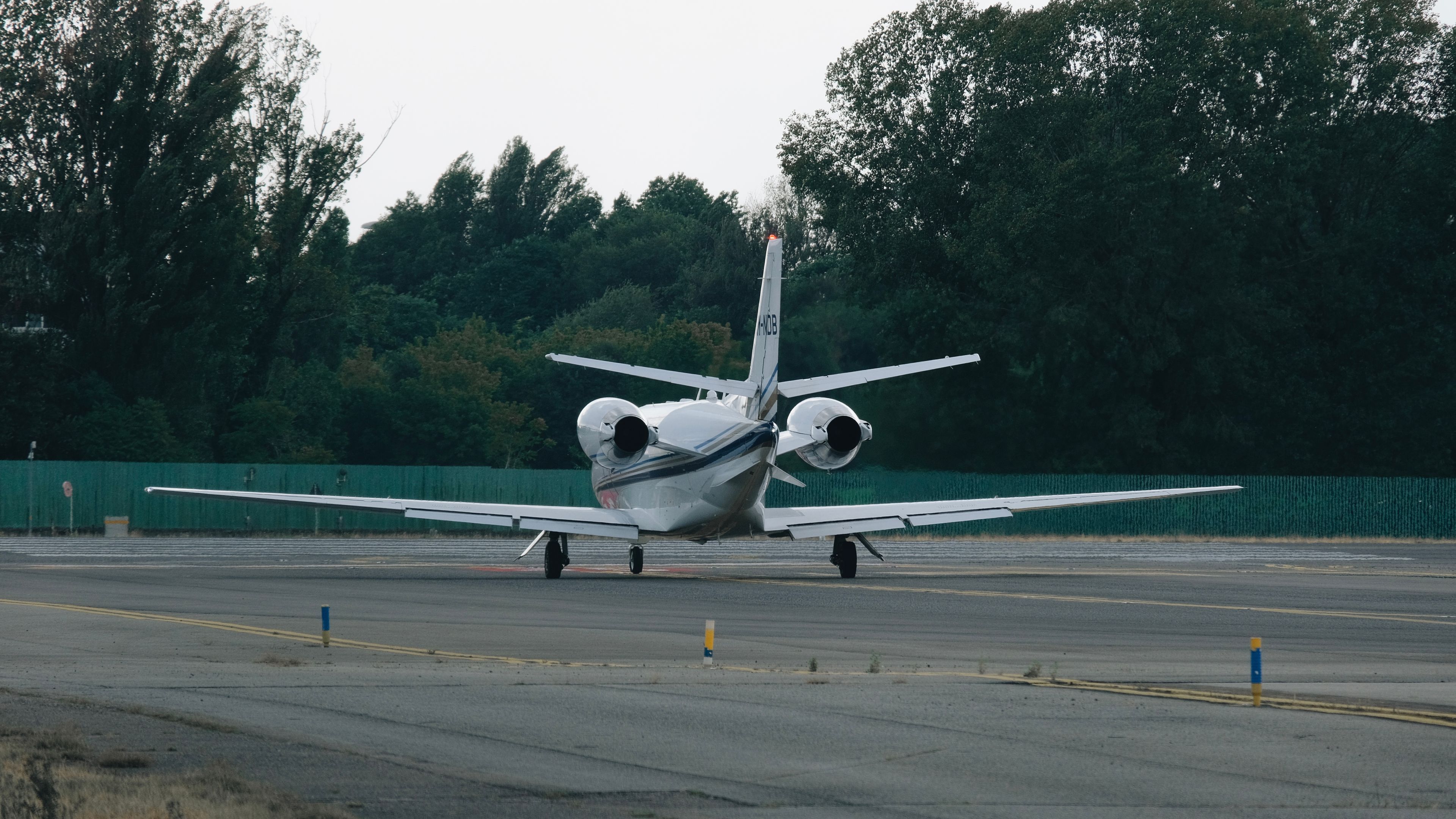 George Best Belfast City Airport (EGAC), Belfast — private jet cleaning