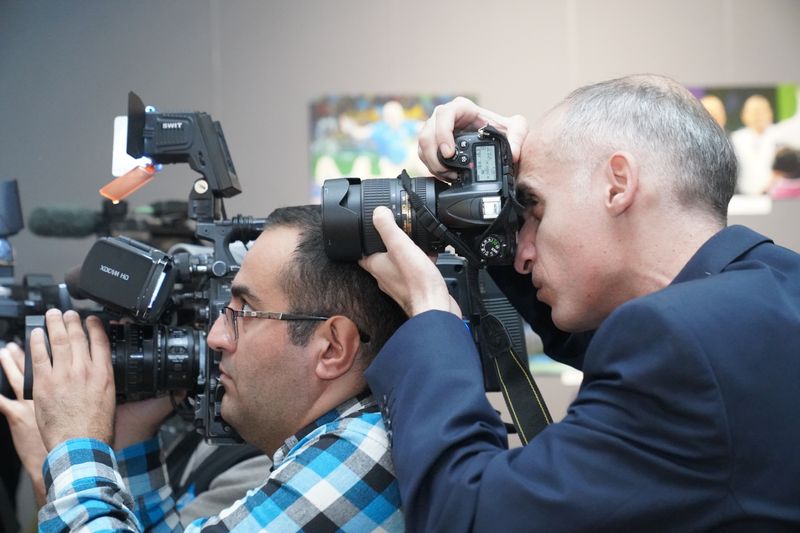 Photographers covering an event — Tahir Xəlfəquliyev on Pexels