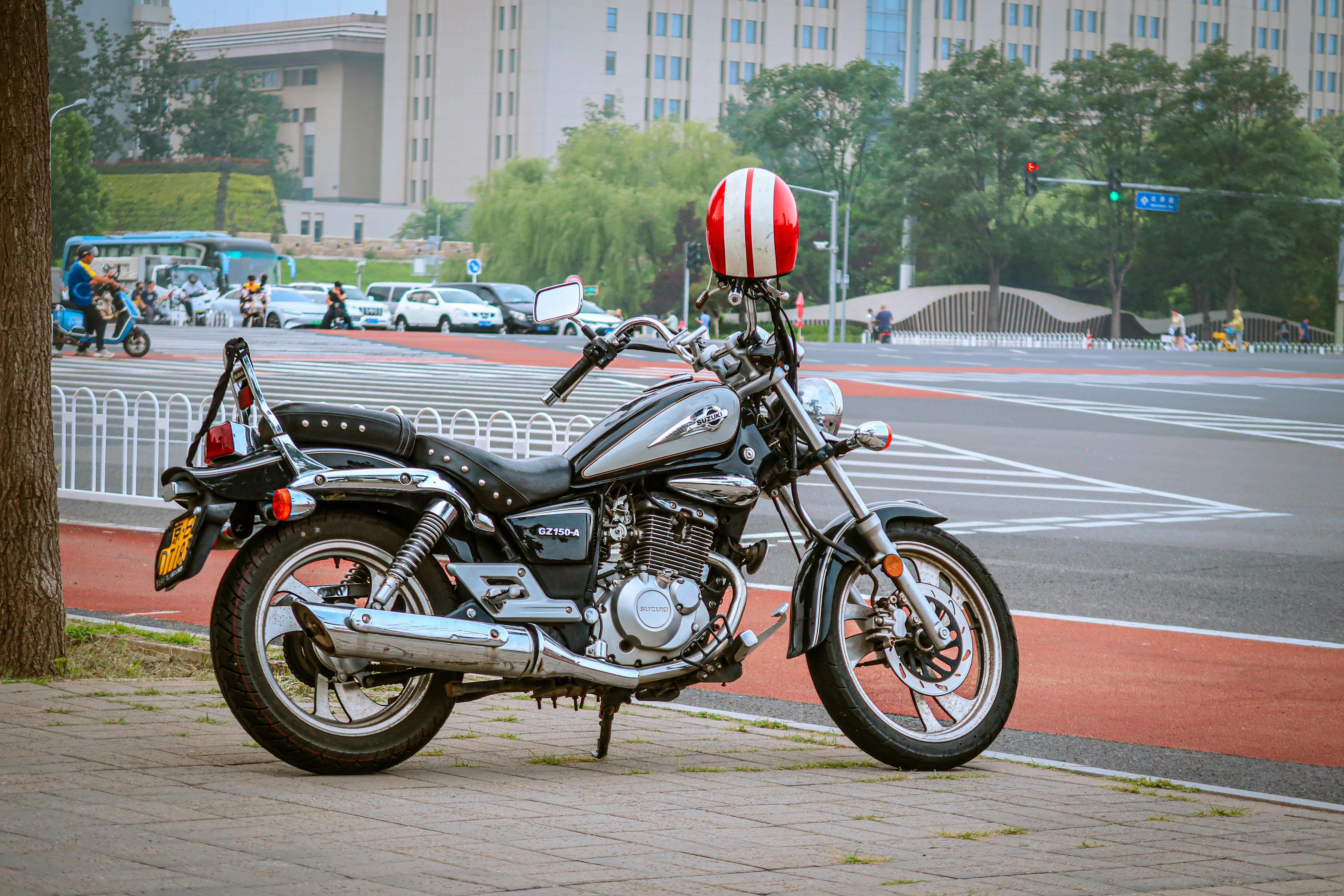 motorcycles & powersports s.r.o motorcycle powersports show — Photo by Zeeshan Rahat Sultan on Pexels
