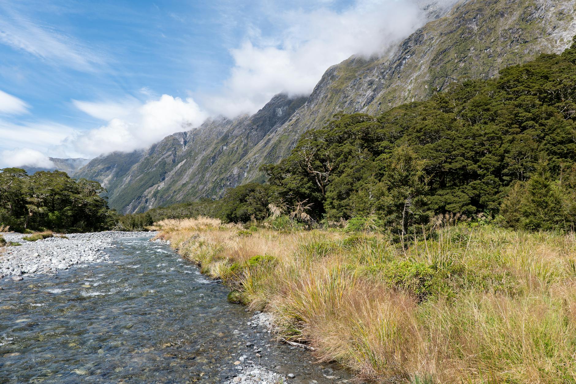 Popular sights in Fiordland & Milford Sound Landmarks in Fiordland & Milford Sound