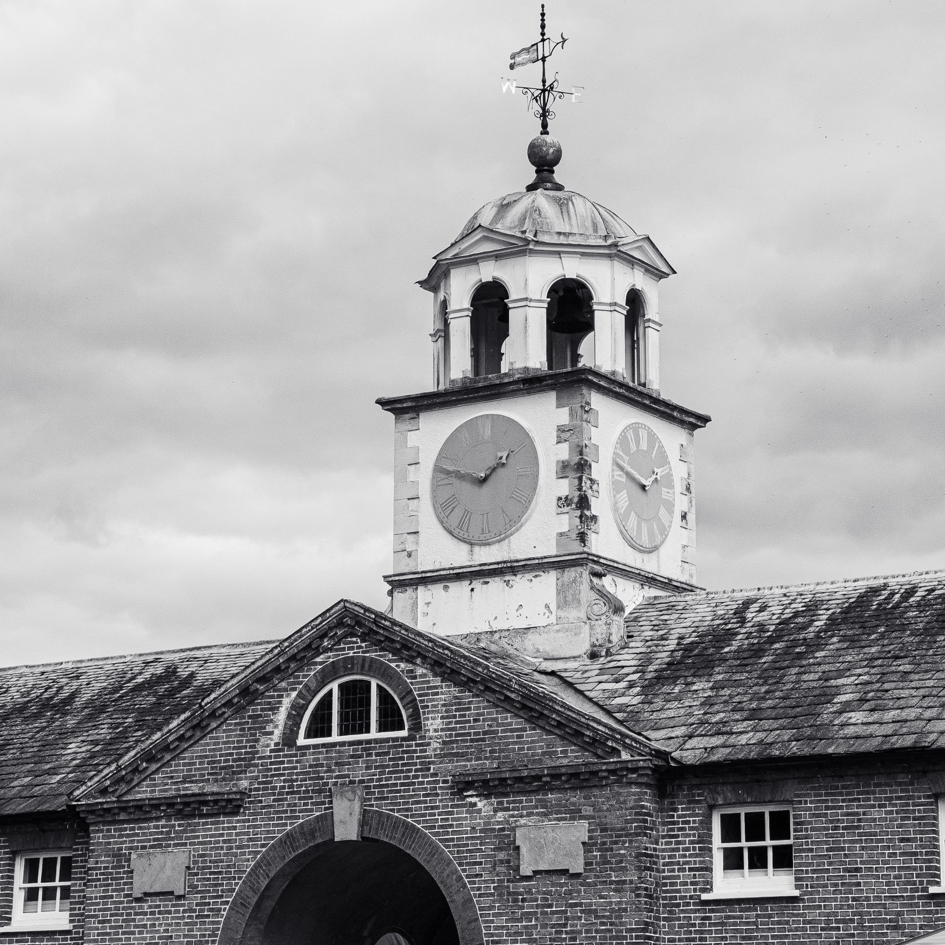 Historic Clock Tower in Black and White · Free Stock Photo
