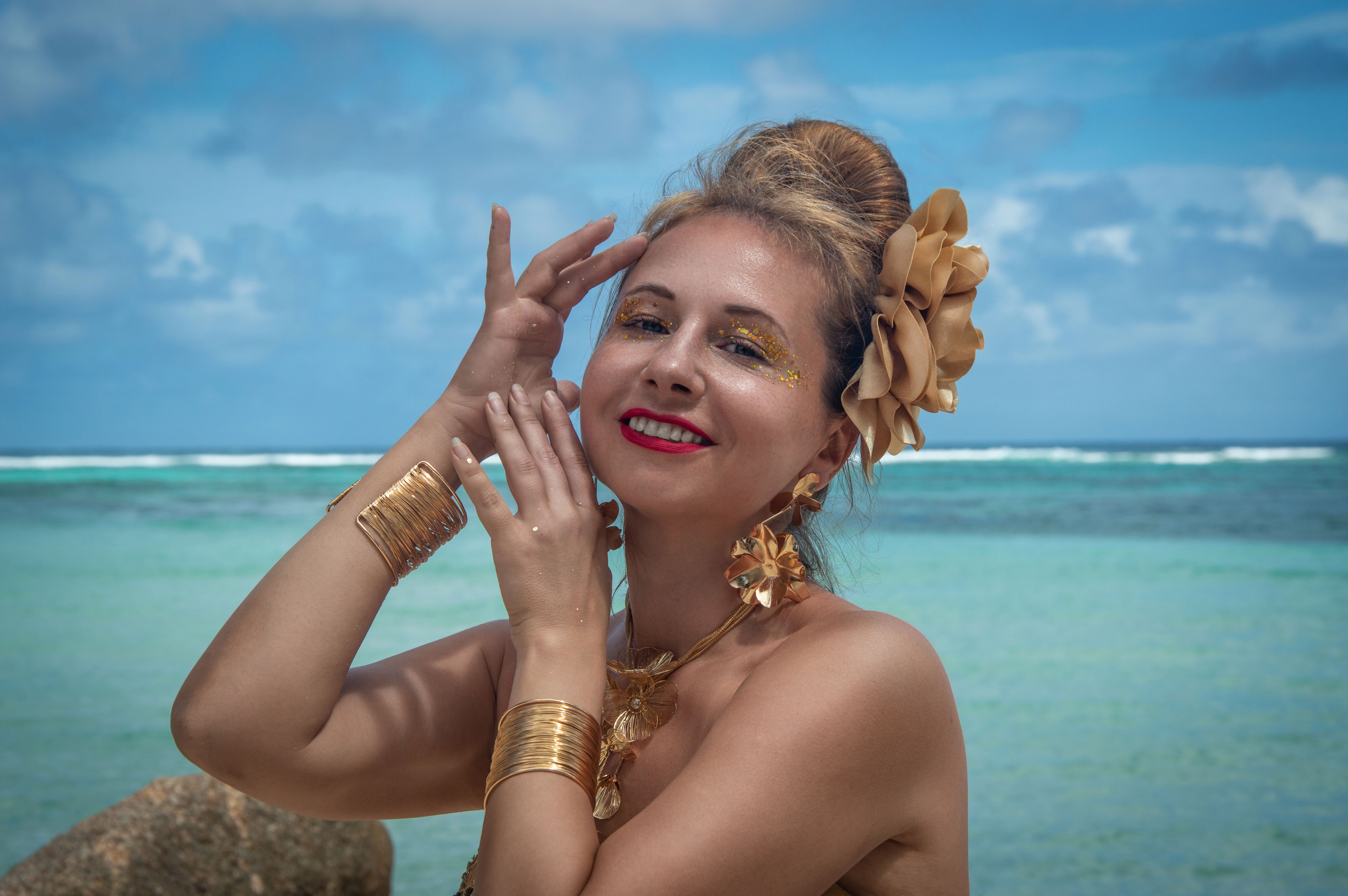 What are Hypoallergenic Earrings Made Of? Your Guide