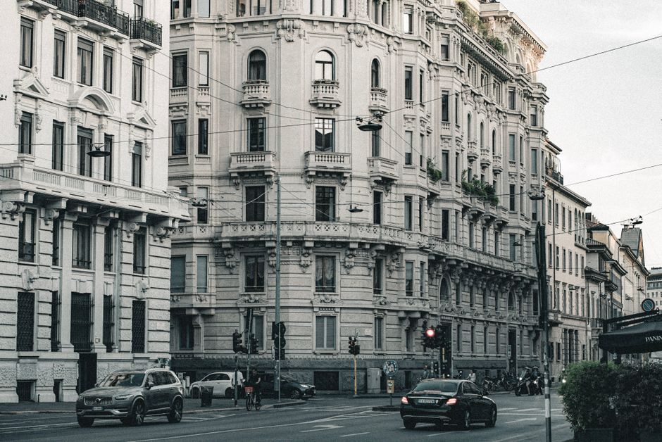 Старт продаж обновленного Zeekr 001 в Китае - Лифтбэк стал лучше, но цена осталась прежней