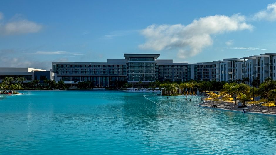 Relax by the pool things to do in cococay