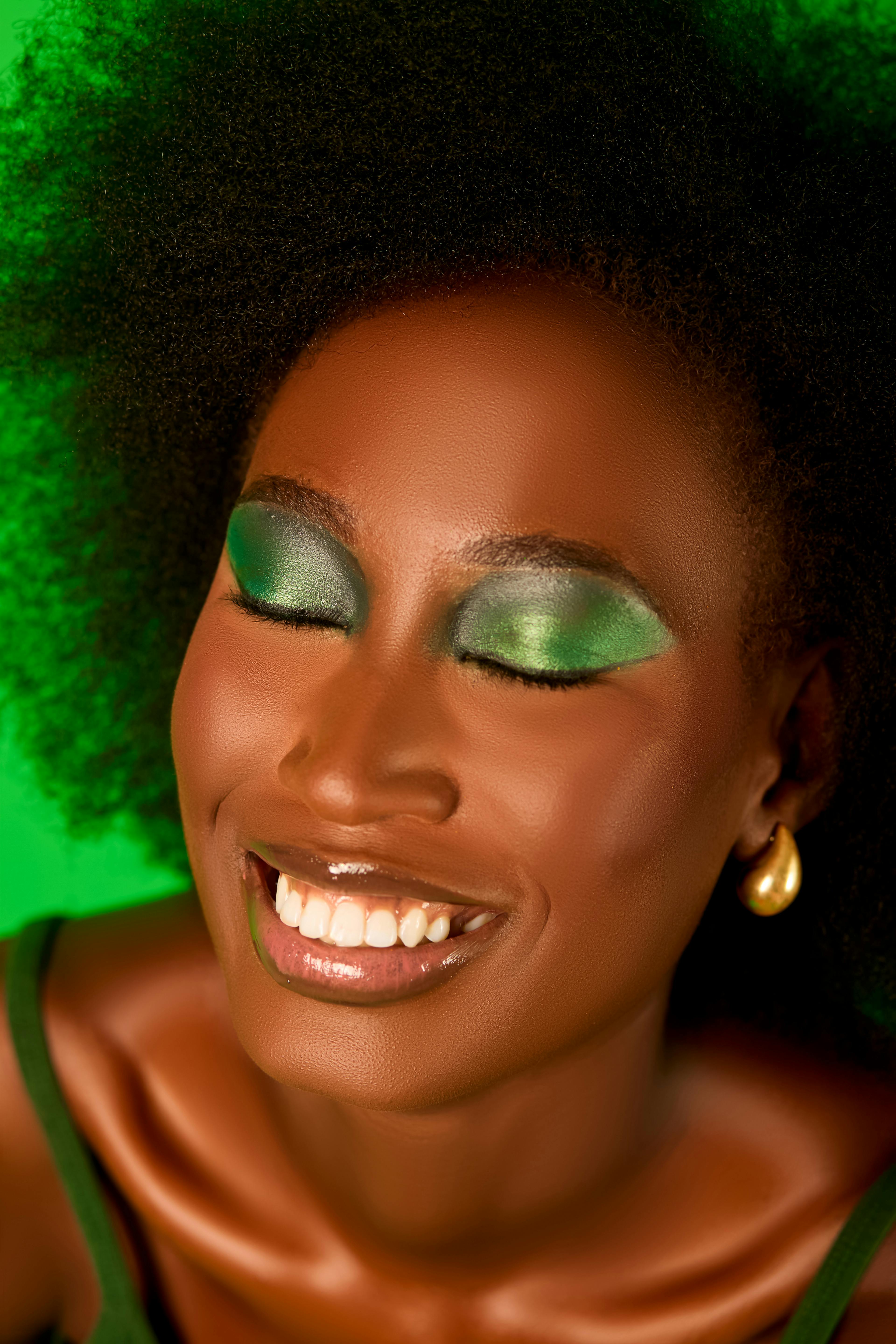 2025韓國Olive Young必買清單｜15款韓妞激推生活小物 口腔噴霧與生髮滾珠熱銷斷貨中