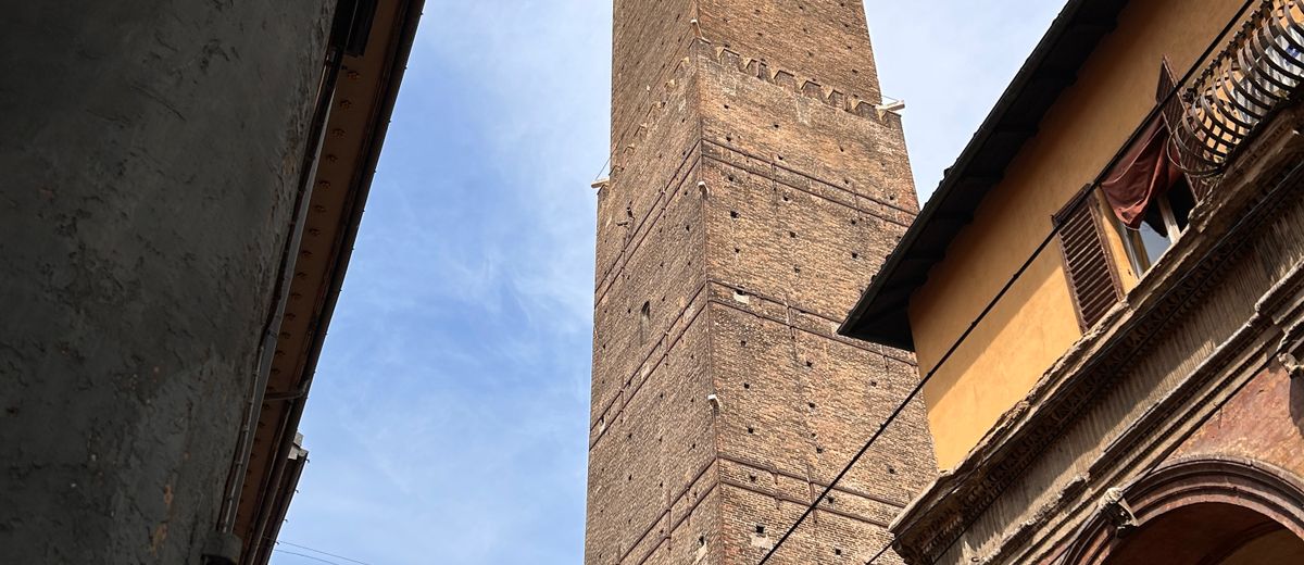La torre Asinelli, en Bolonia