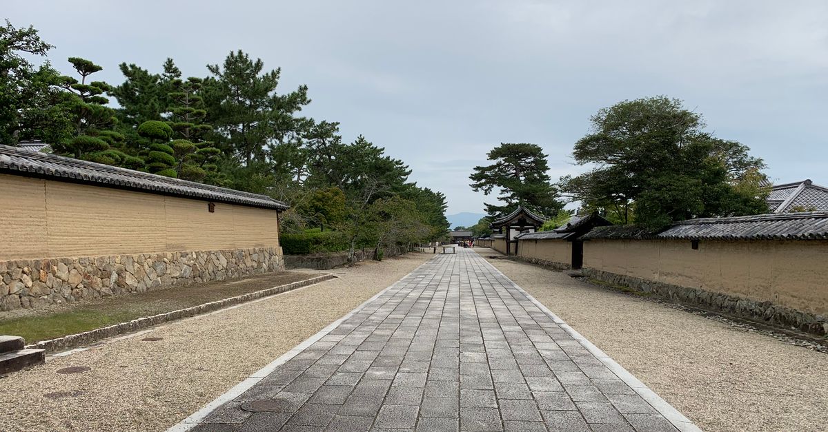 Traditional Pathways Traditional Japanese Pathway in Nara · Free Stock Photo