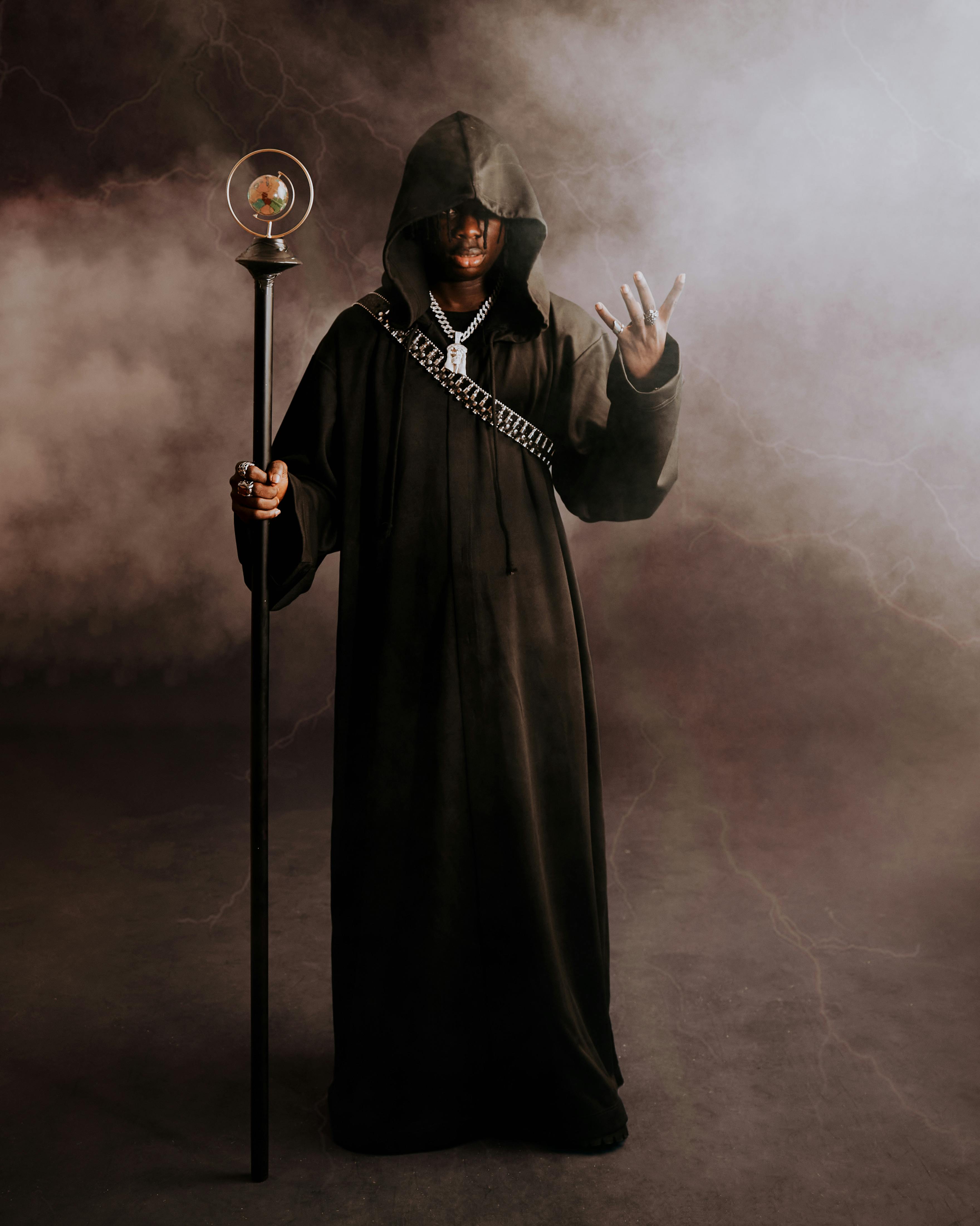 Mage: Pengendali Sihir