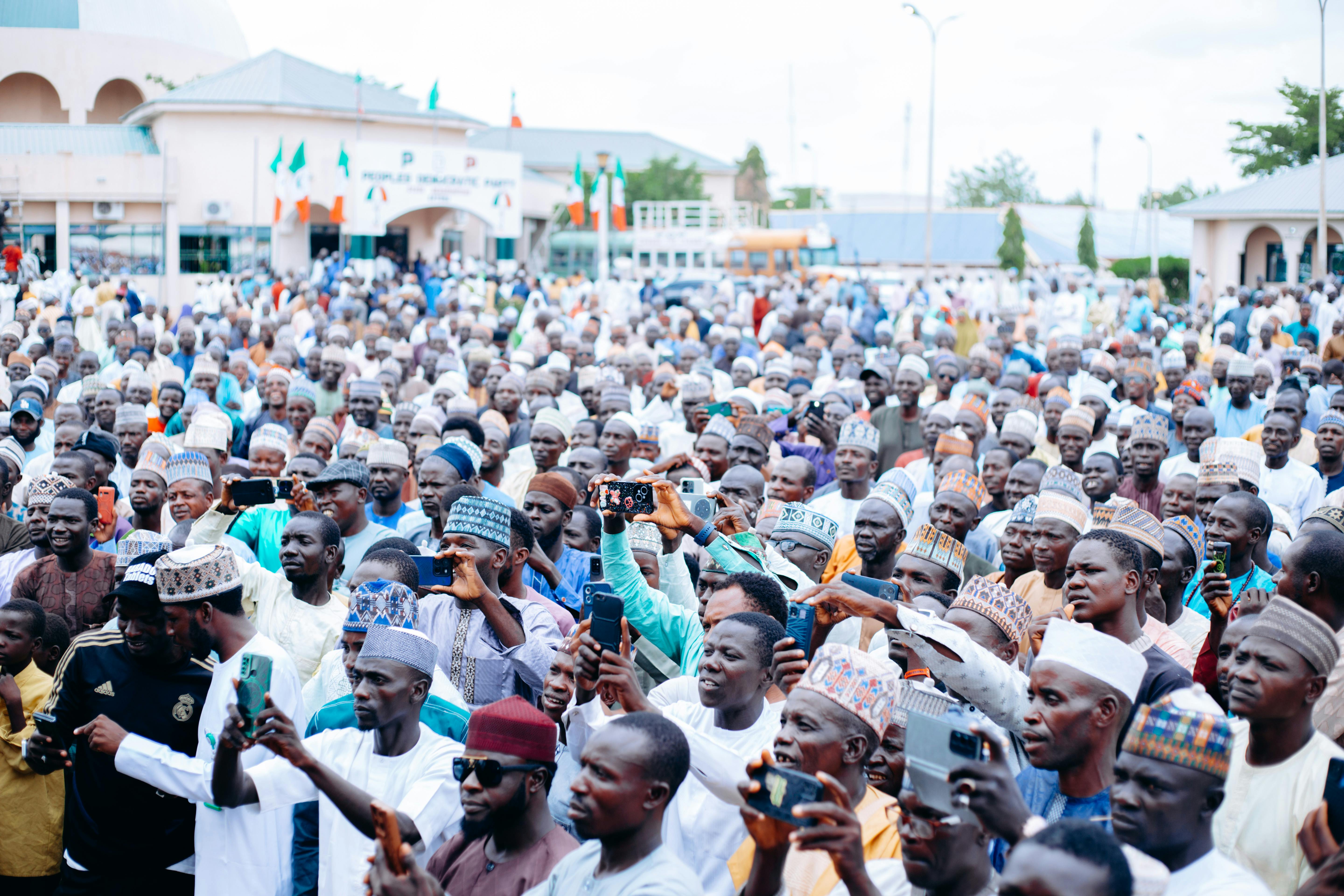 APC Govs' Primaries Plot Risks Party Defeat