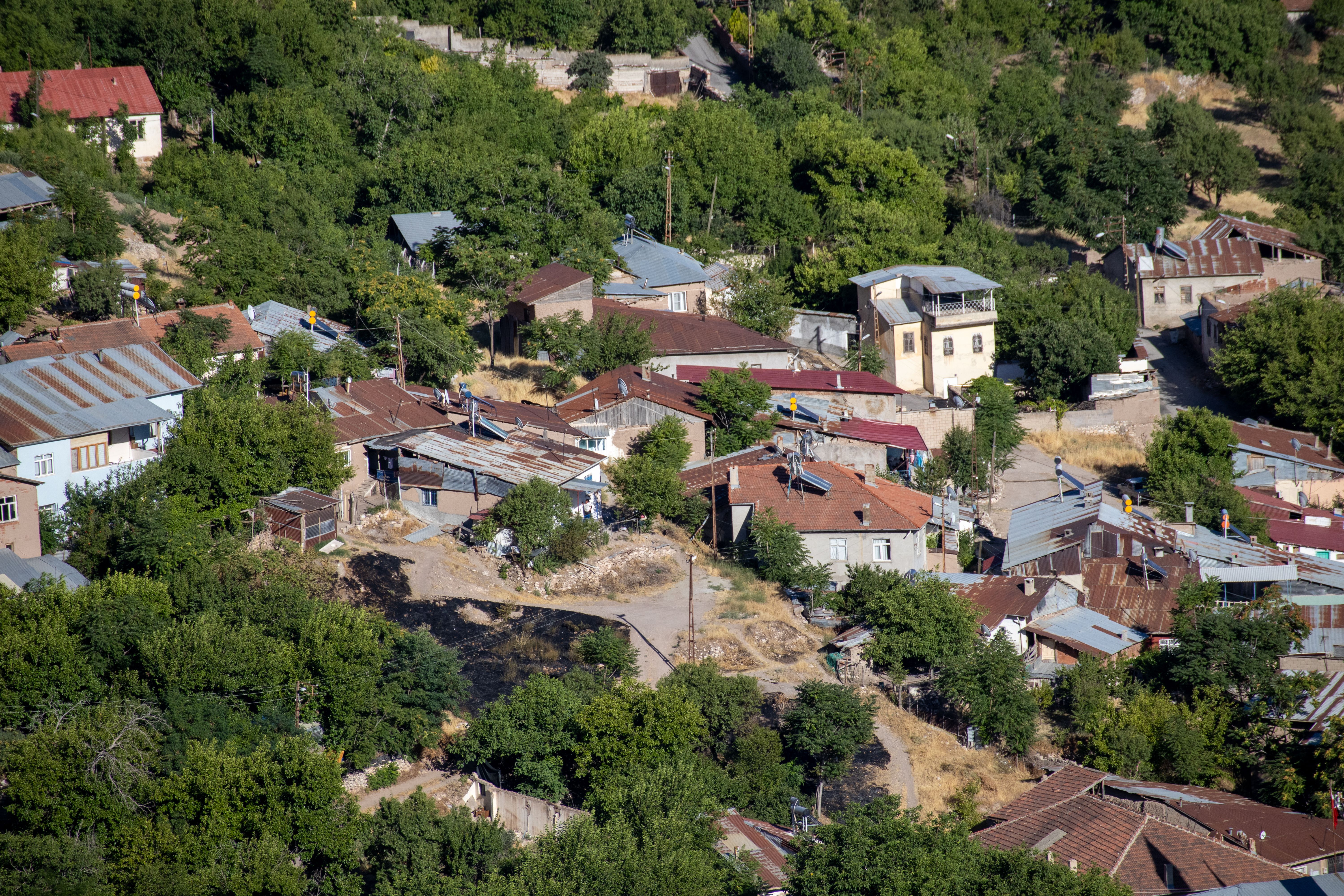 Aerial View of Rural Village in Elazığ, Türkiye · Free Stock Photo