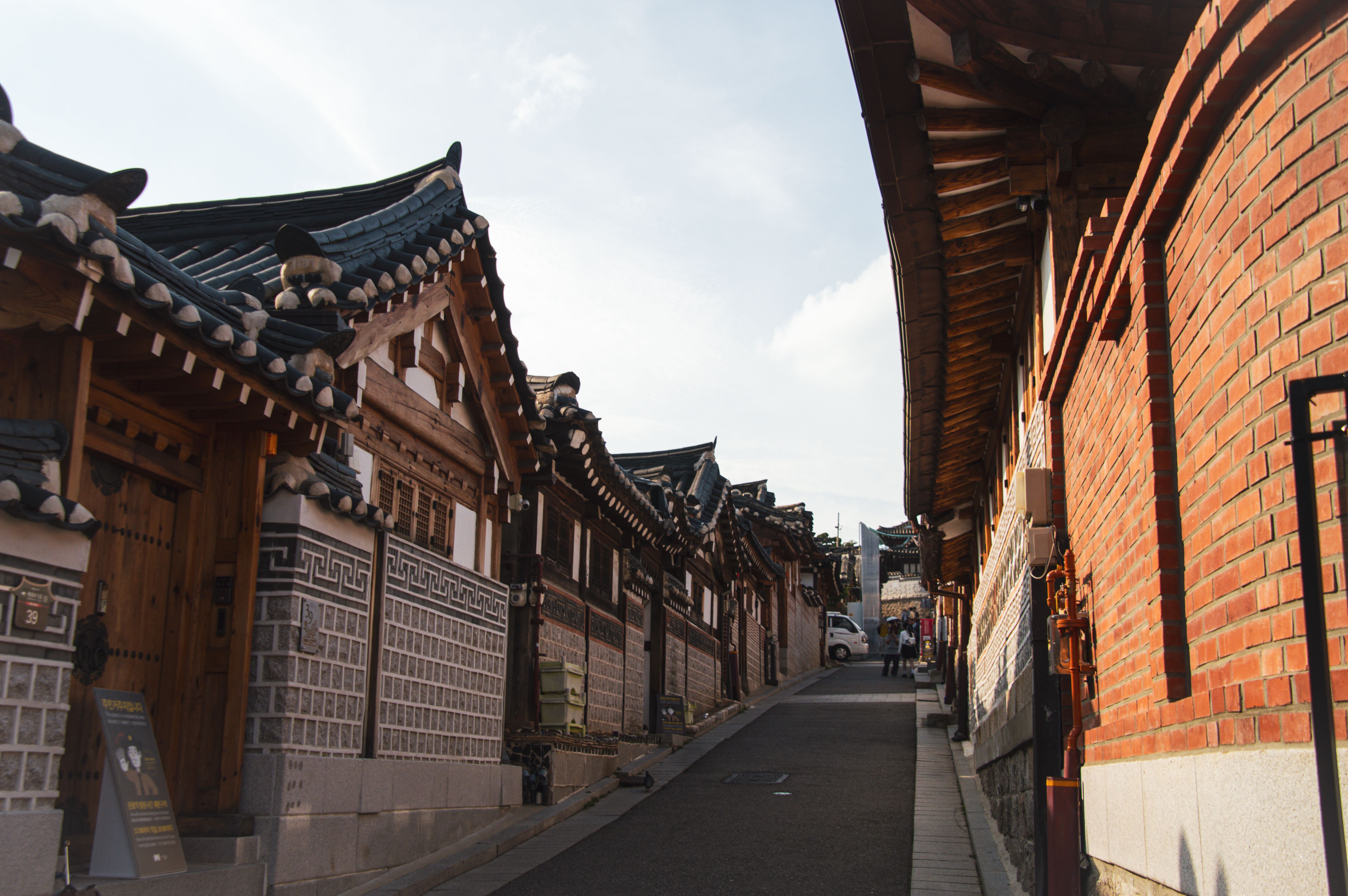 Traditional Hanok Village in Seoul, South Korea · Free Stock Photo