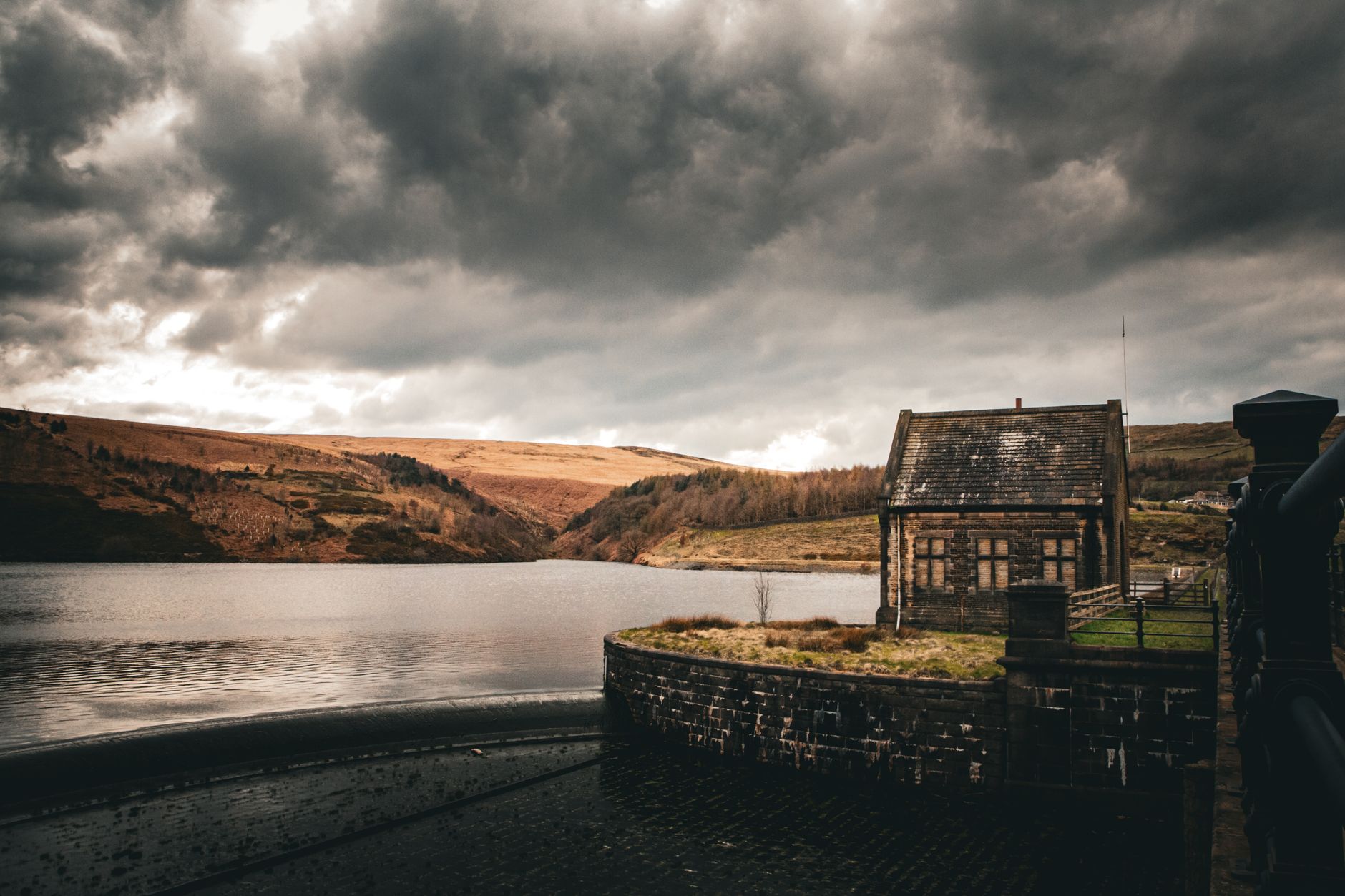 Yorkshire kırsalında parlamento binası temsili görsel