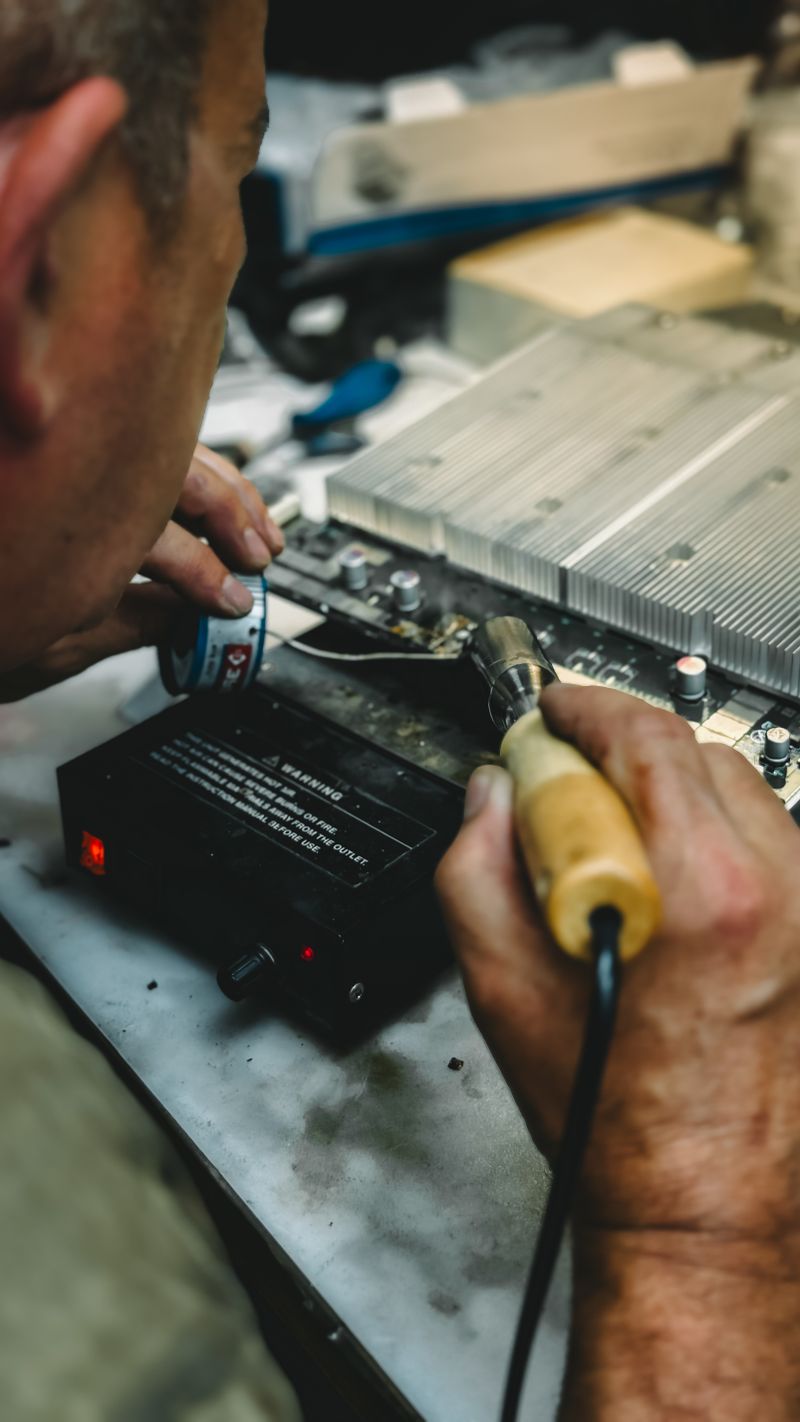 Electronics repair soldering