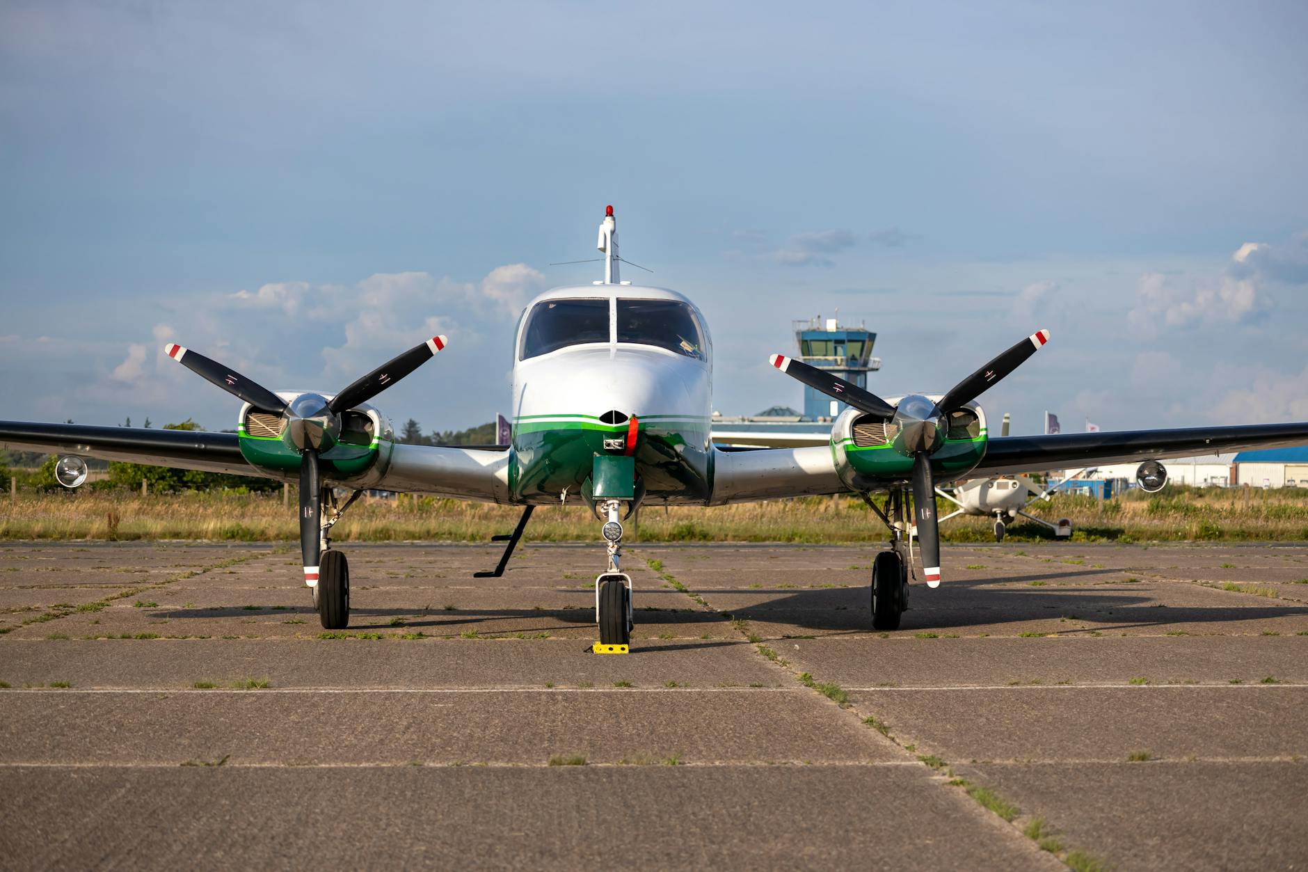 Airport transfers in Tenerife Airport transfers in Tenerife