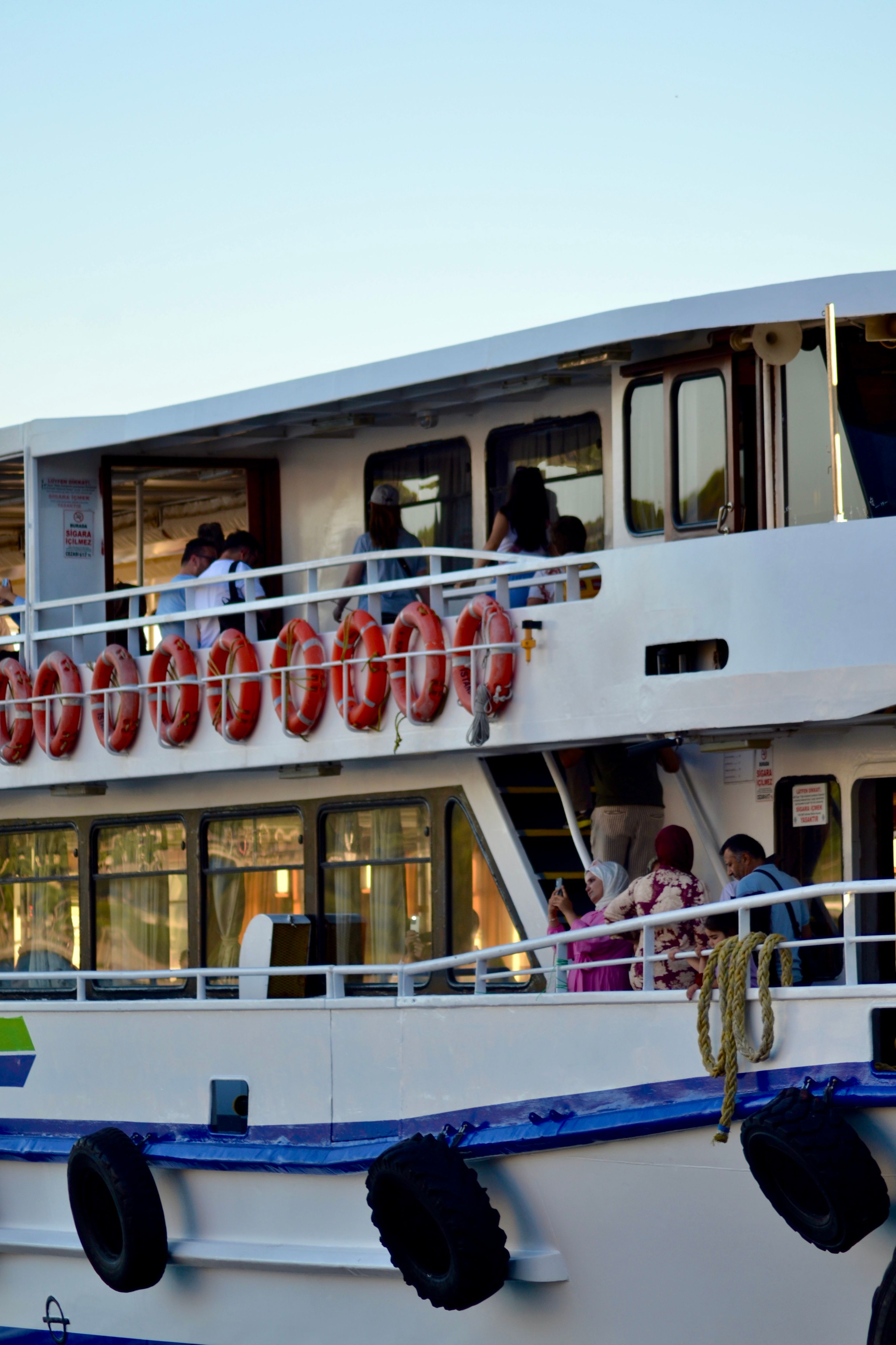 Passenger Ferry with People on Board in Sunshine · Free Stock Photo