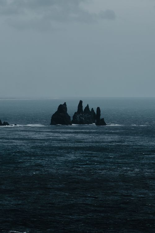 Dramatic View of Reynisdrangar Sea Stacks in Iceland · Free Stock Photo