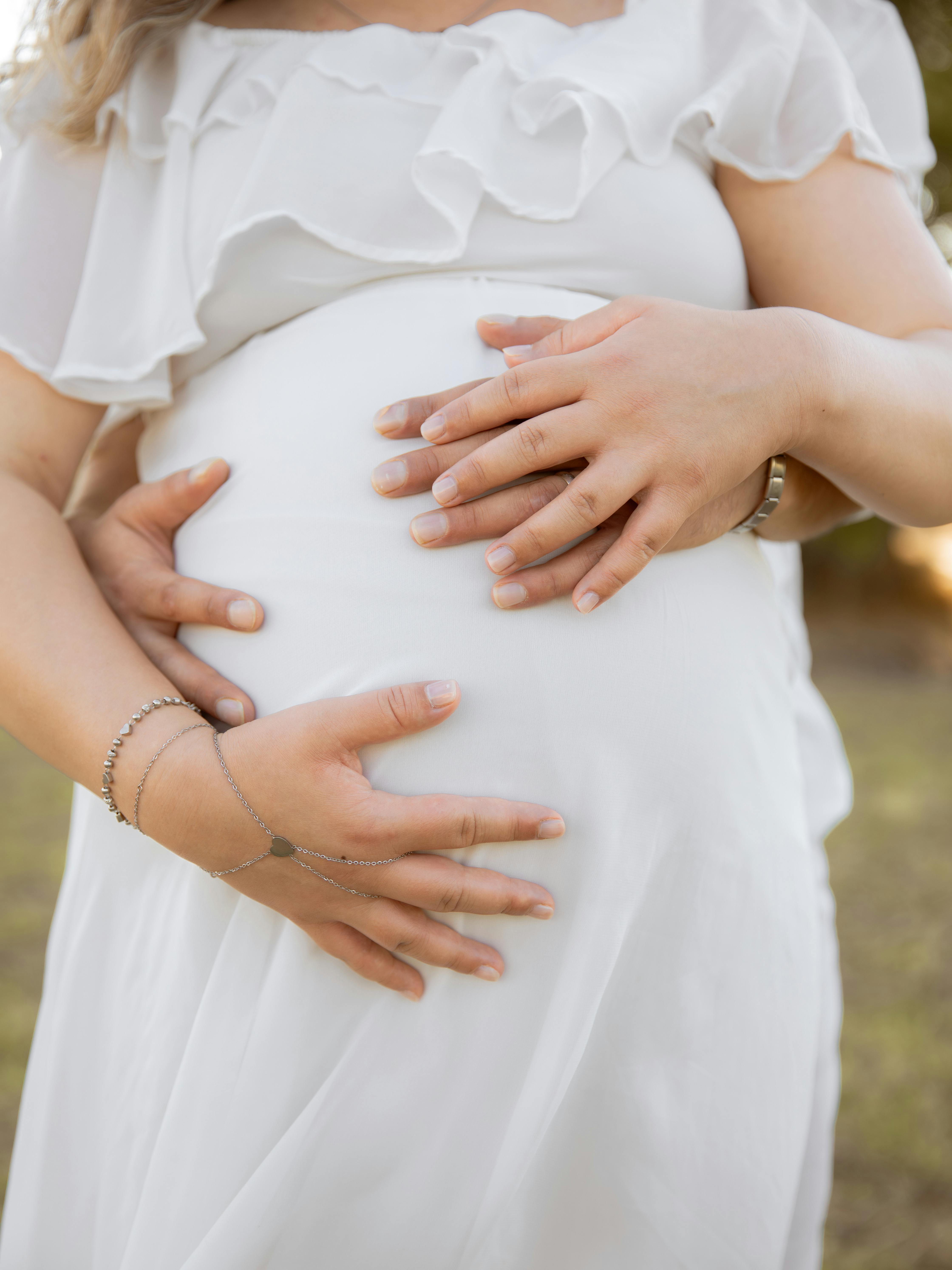 Maternity care and newborn support at home