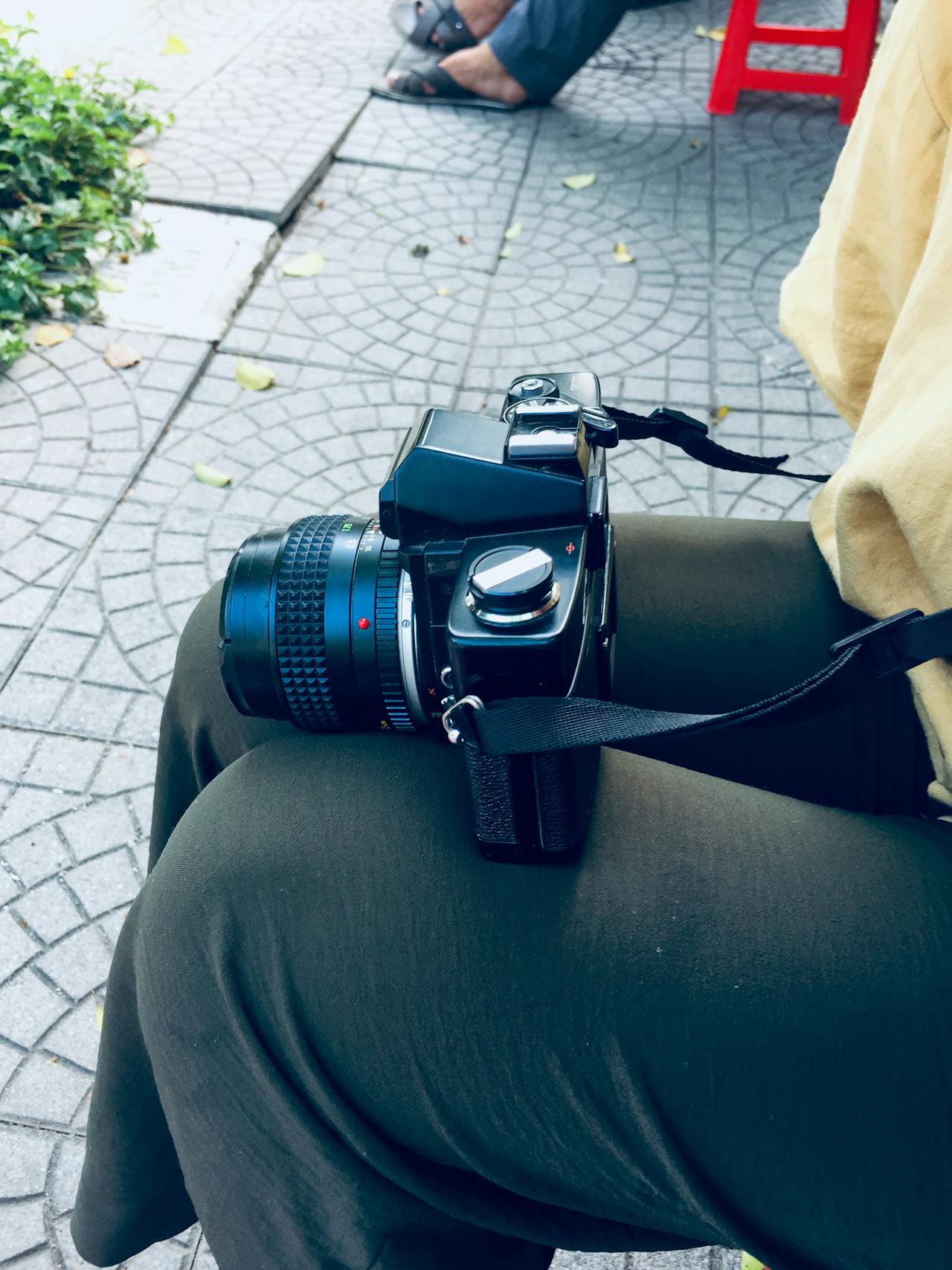 Sự im lặng làm câu chuyện thêm chiều sâu