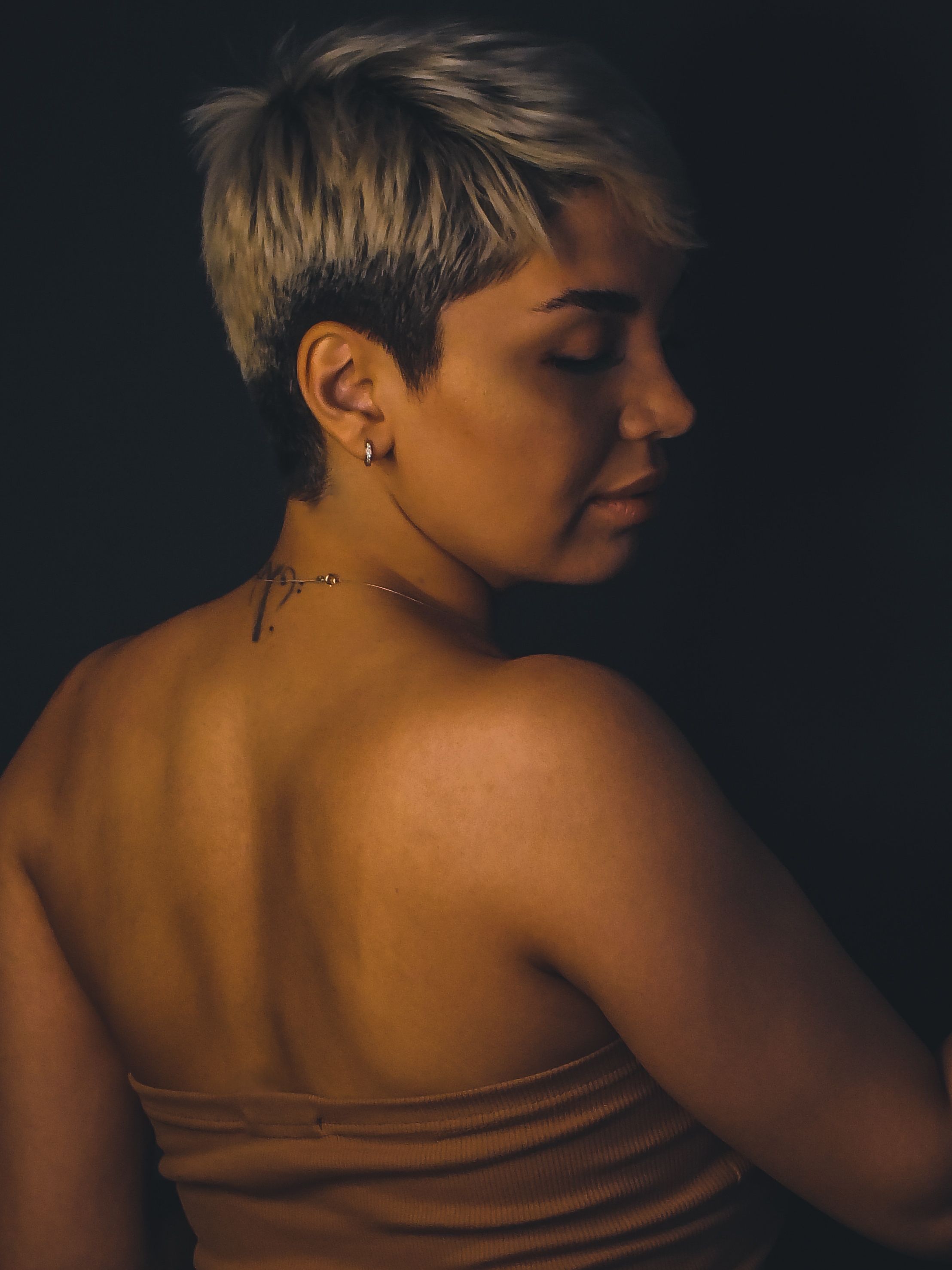 Elegant Portrait of a Woman with Short Hair · Free Stock Photo