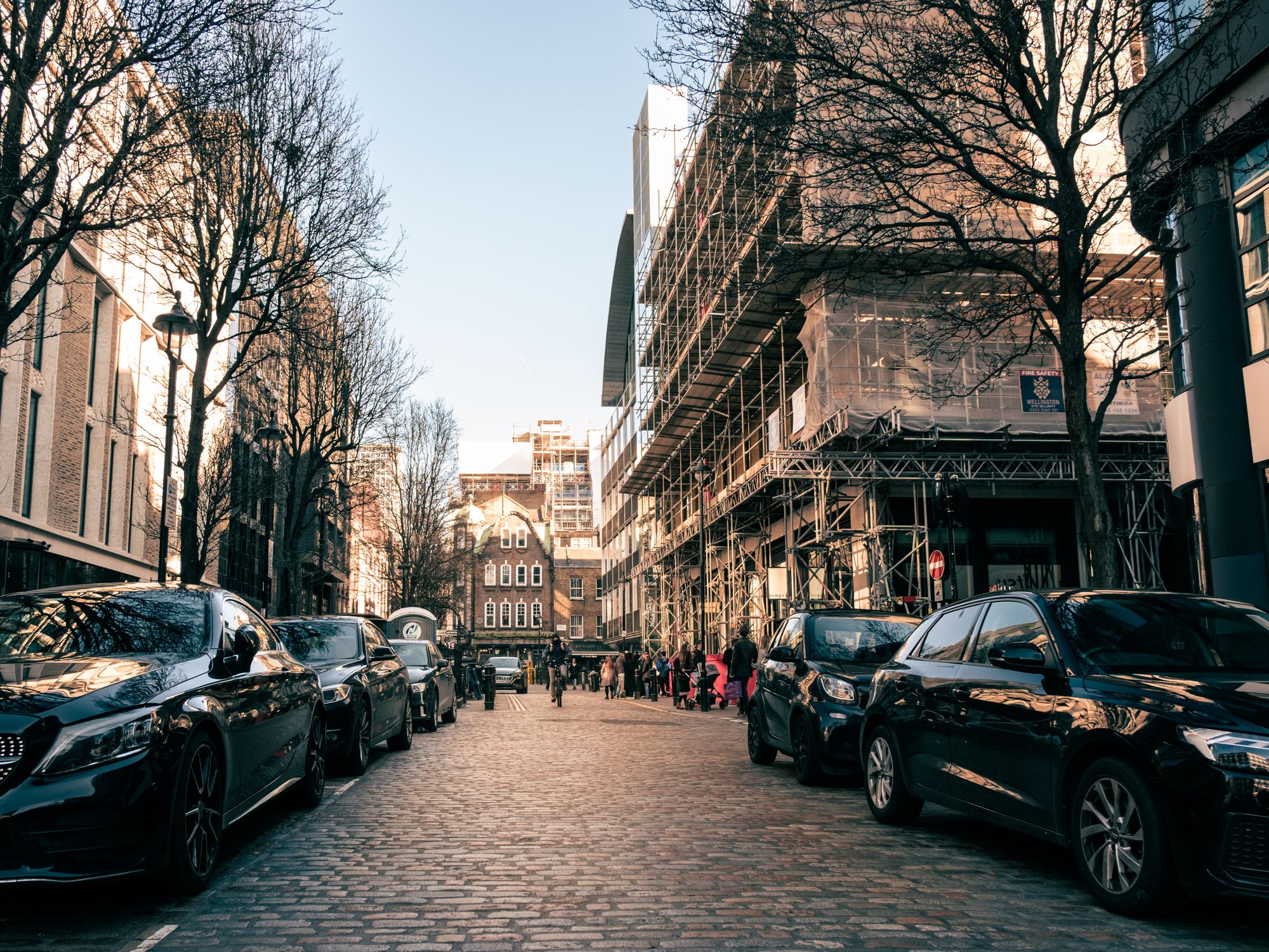 Rubbish Removal in Millbank, Central London — moving boxes and a removals crew on moving day