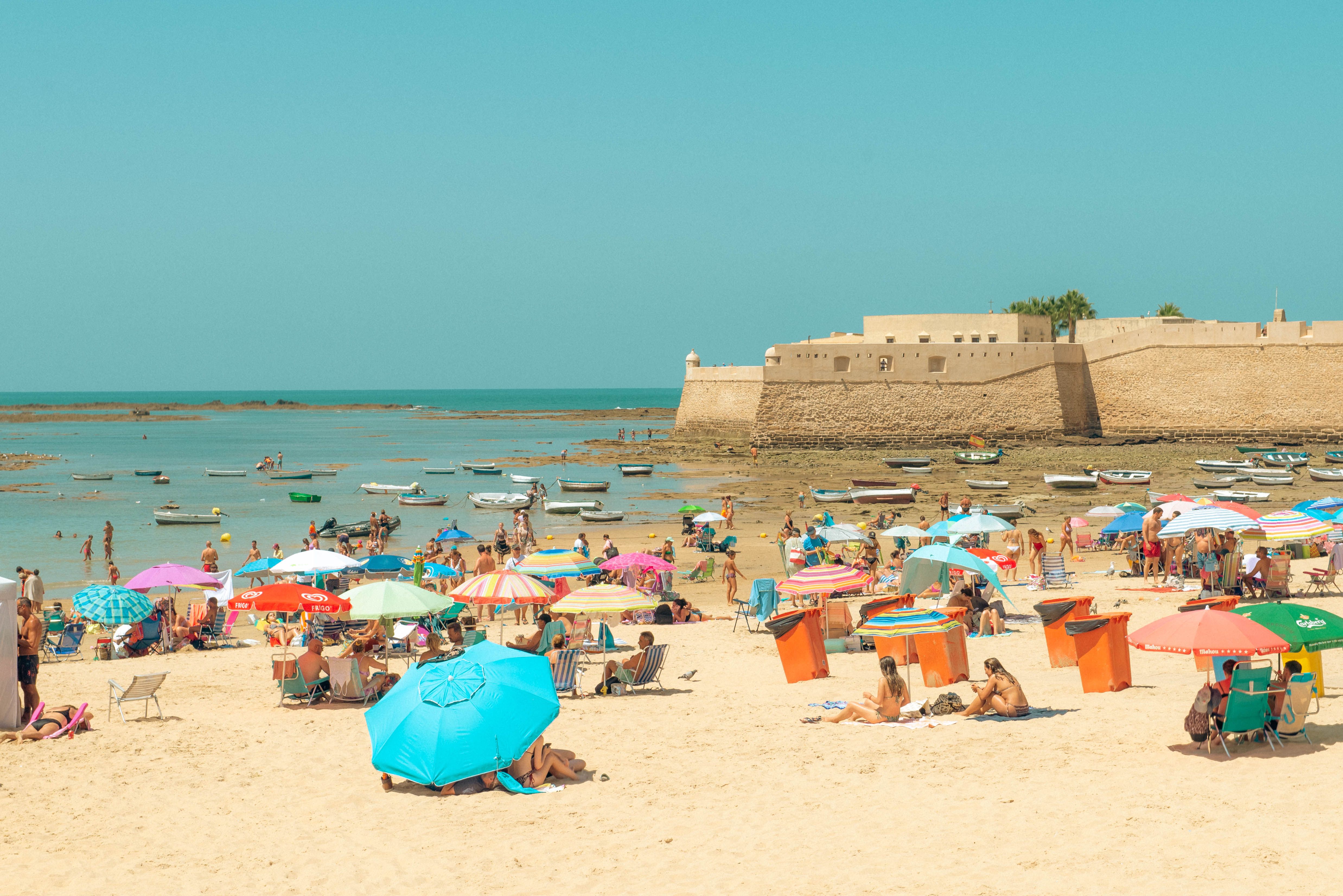 Sunny Beach Day at Historic Coastal Fort · Free Stock Photo