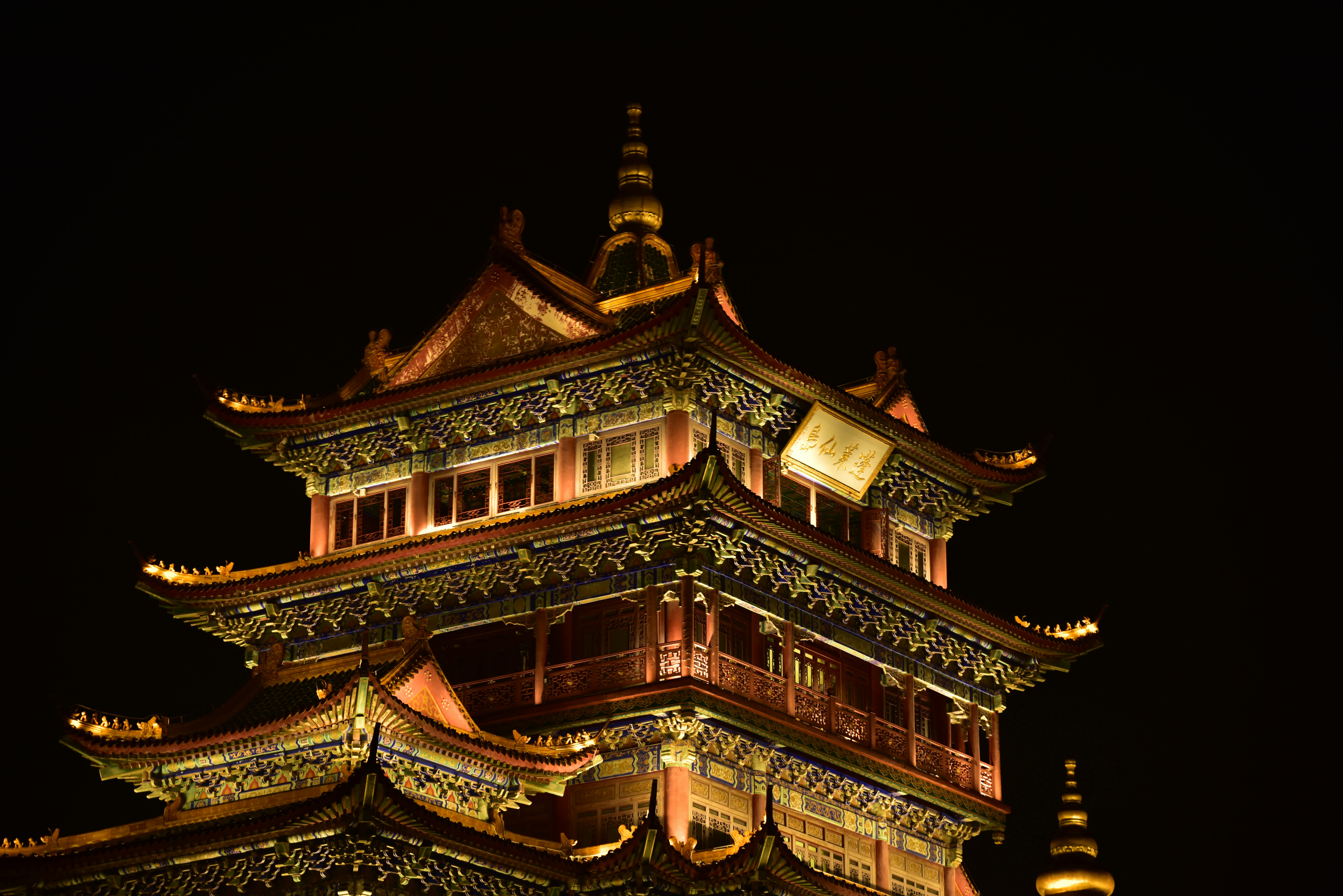 政治：中共軍事恫嚇升級 學者警示北京強硬派勢力抬頭