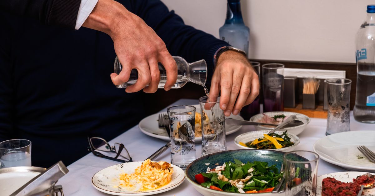Folic Acid Deficiency: Causes, Symptoms, and Treatment Options