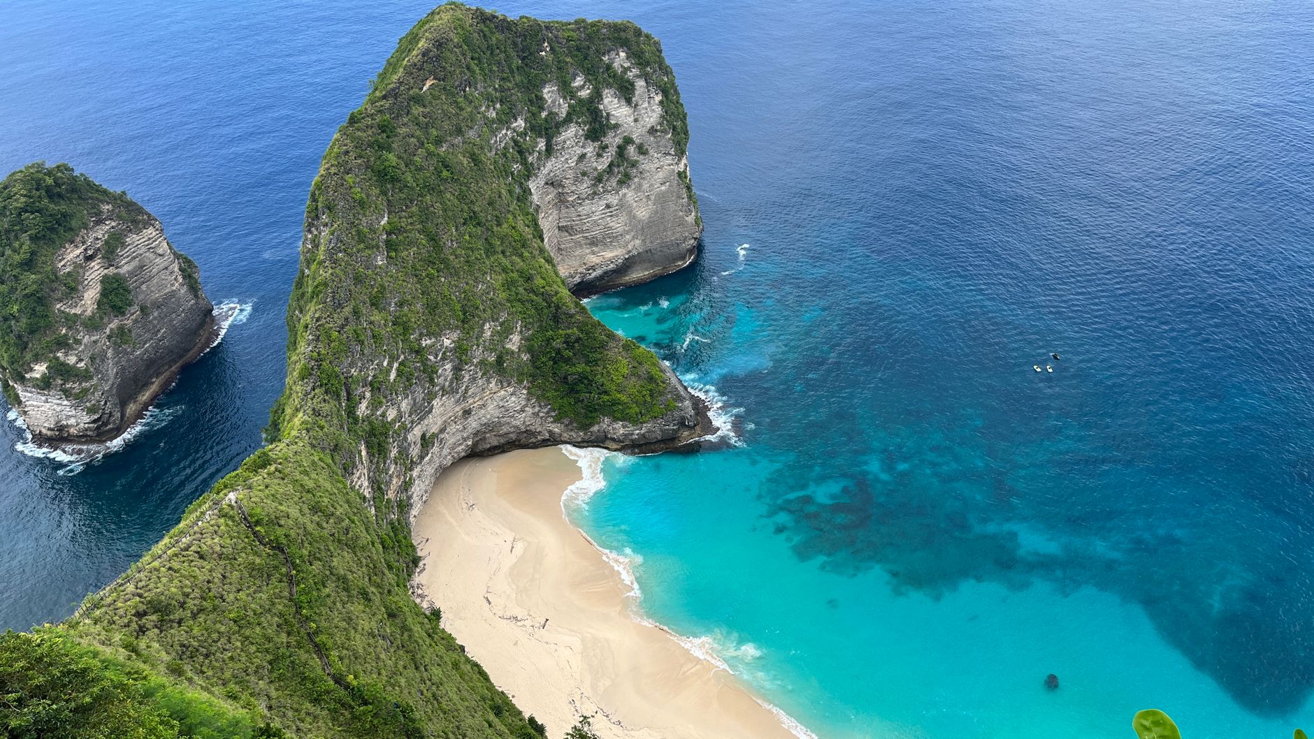 Panduan Lengkap Menikmati Pantai Pasir Putih di Bali Selatan