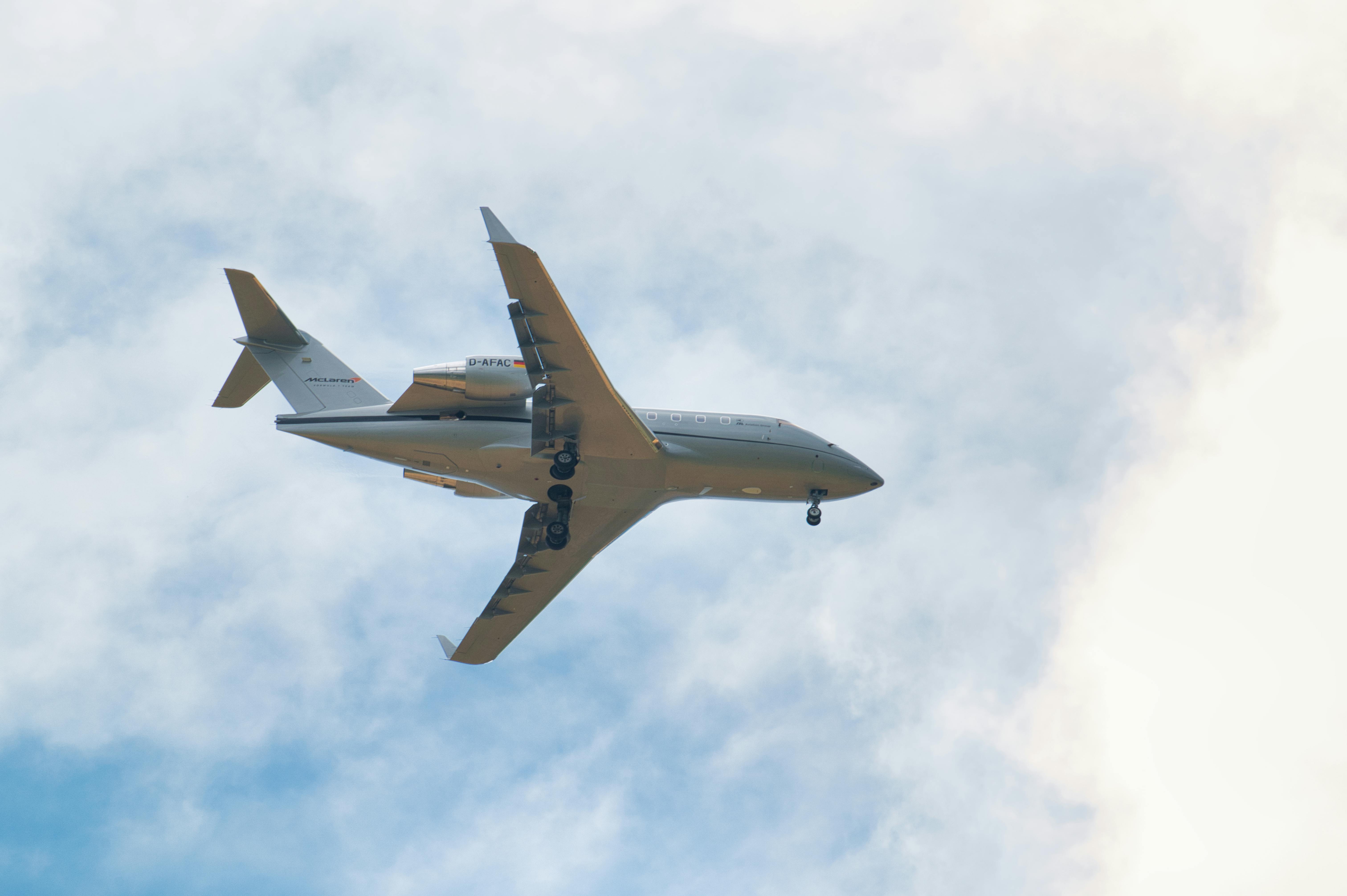 Joby Aviation’s electric air taxi set to revolutionize urban mobility — Photo by Michal Petráš on Pexels