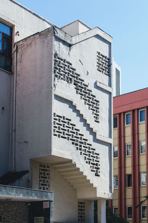 Free Explore the unique architectural design of a building in Ankara, Türkiye, showcasing modern urban style. Stock Photo