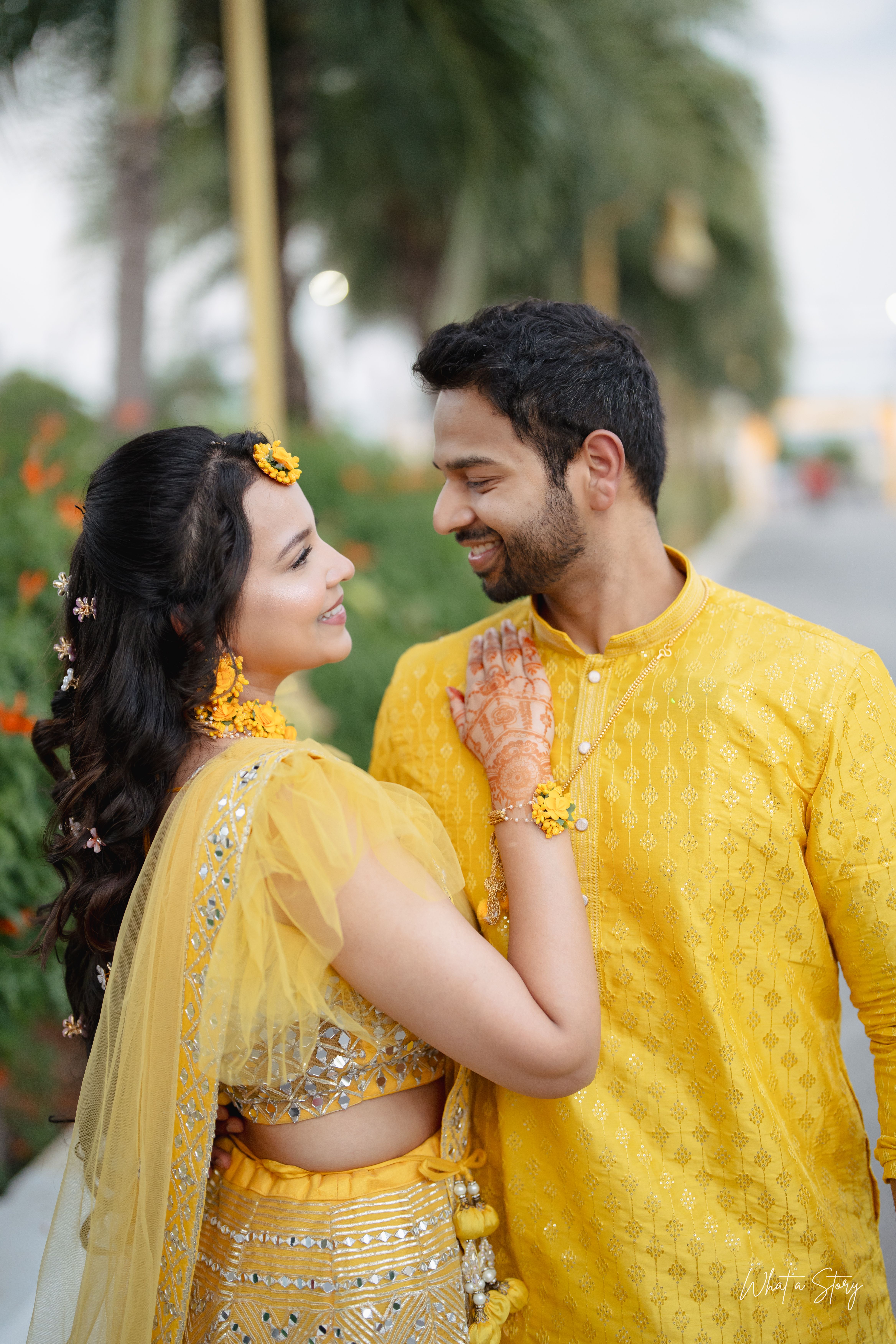 Beautiful Indian Couple in Traditional Attire · Free Stock Photo