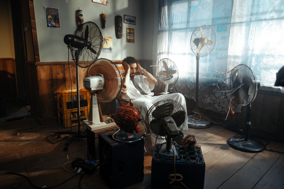 electric fan summer heat