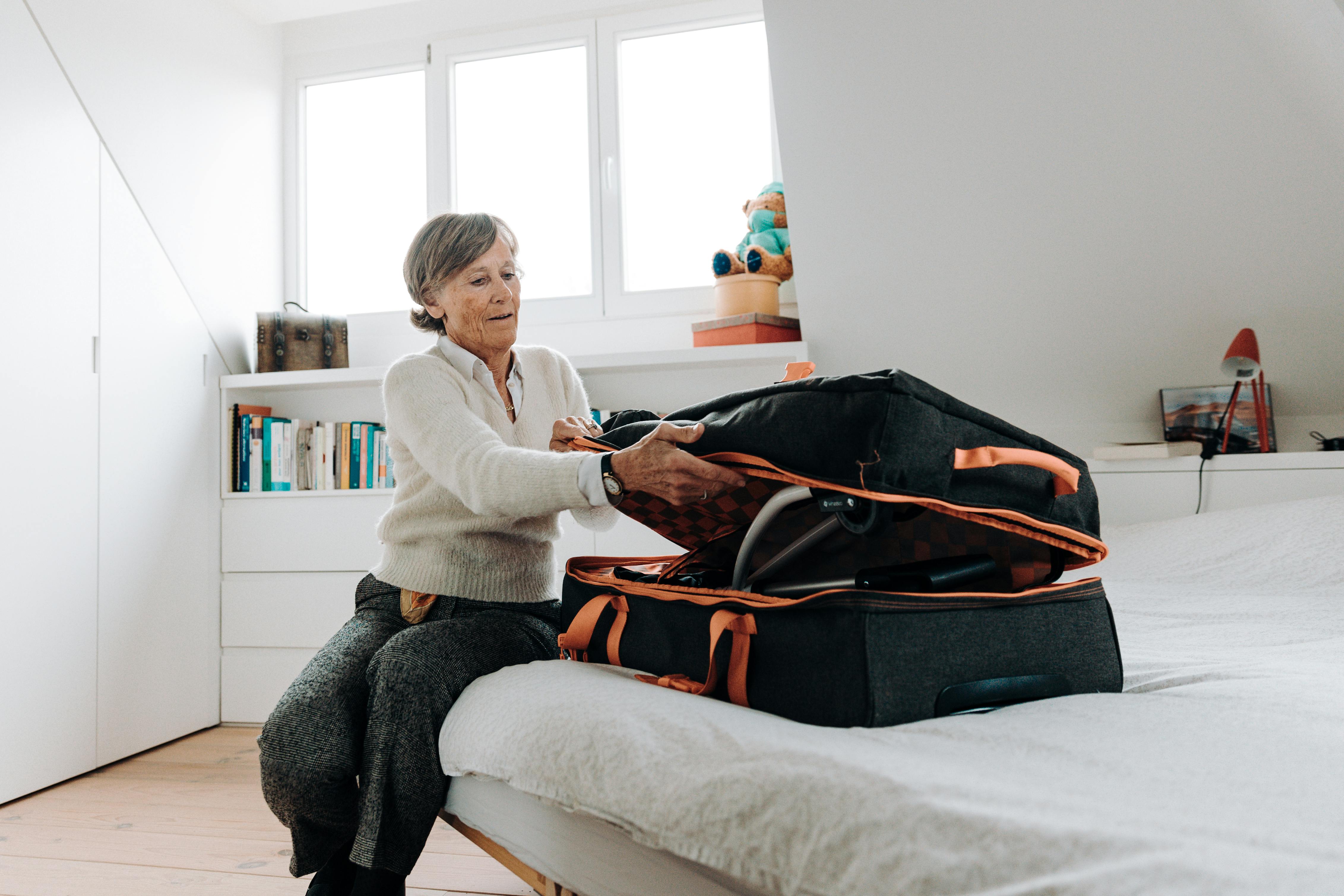 The Fashion-Insider Rules of Packing Your Wardrobe for a Move — Photo by Wheeleo Walker on Pexels